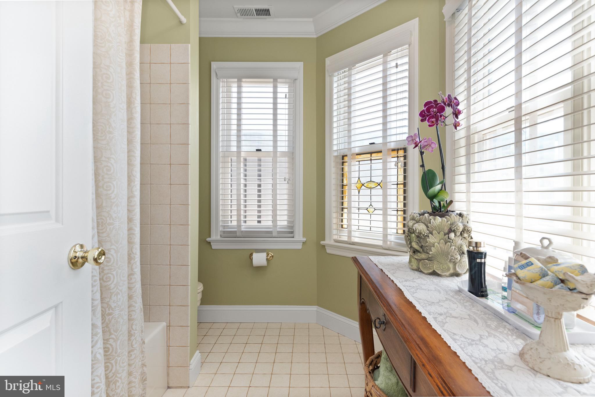 EASTPORT - Residential