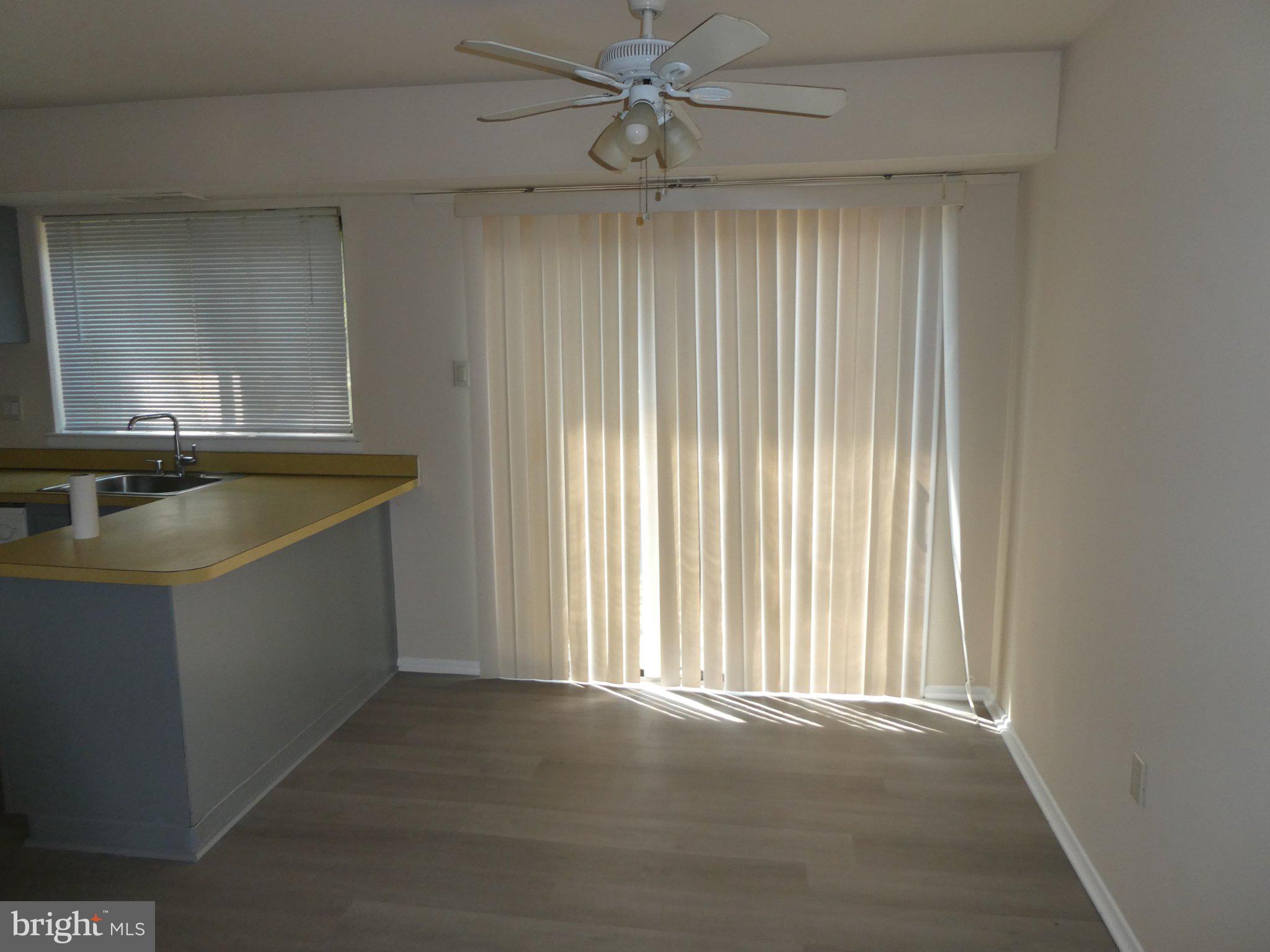 83 CHELSEA CIRCLE D151