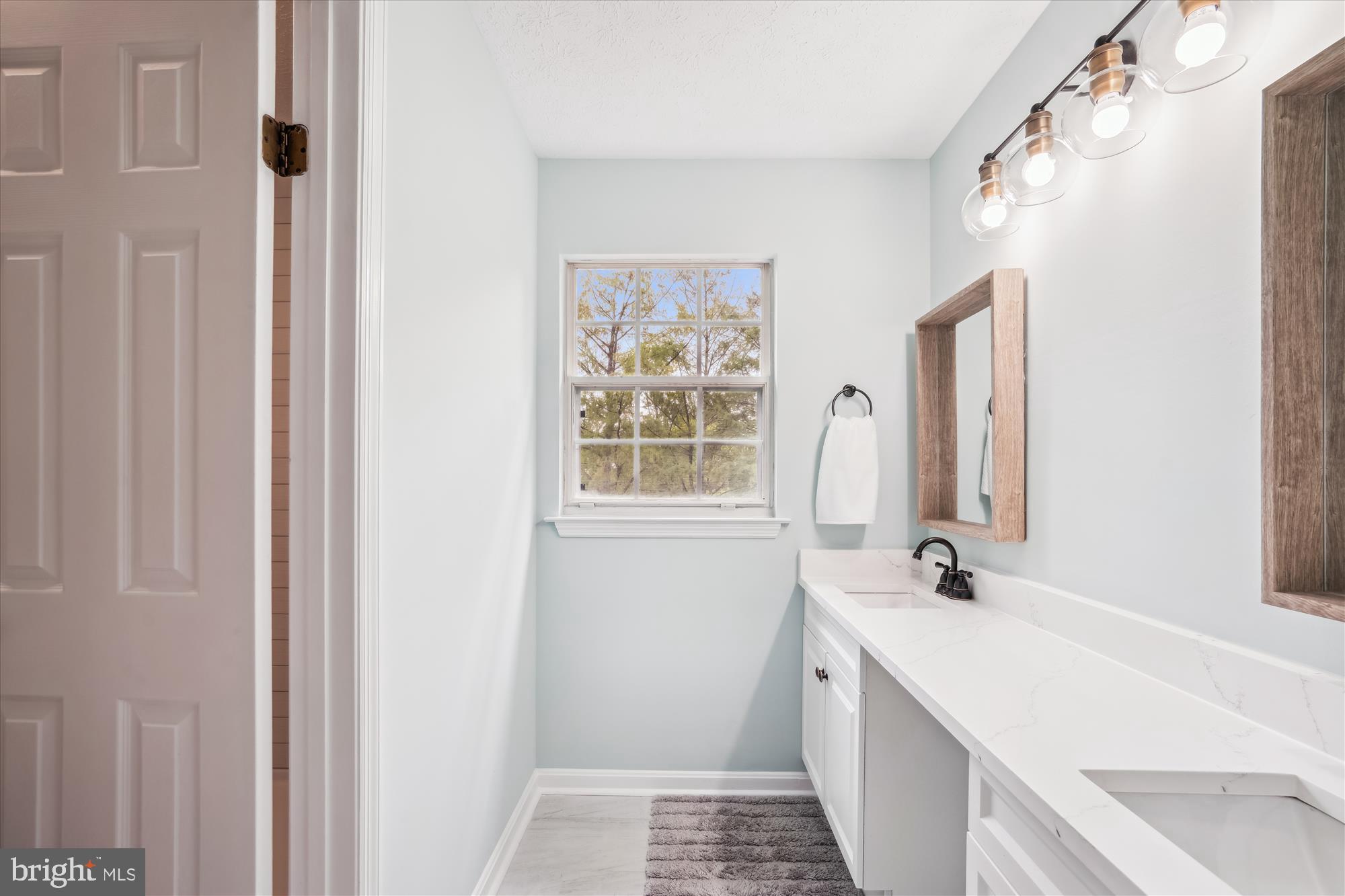 BEECH CREEK - Residential