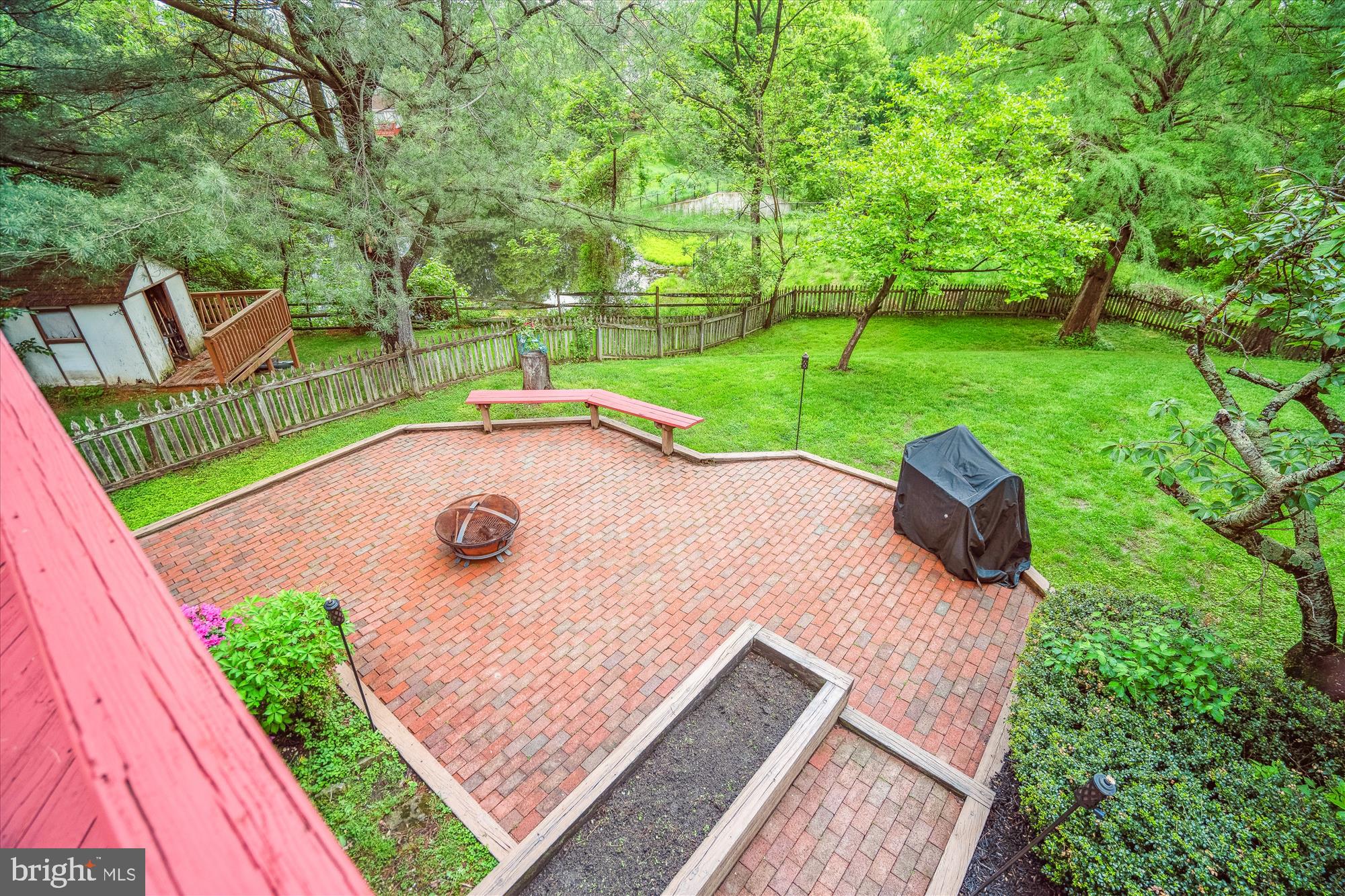 BEECH CREEK - Residential