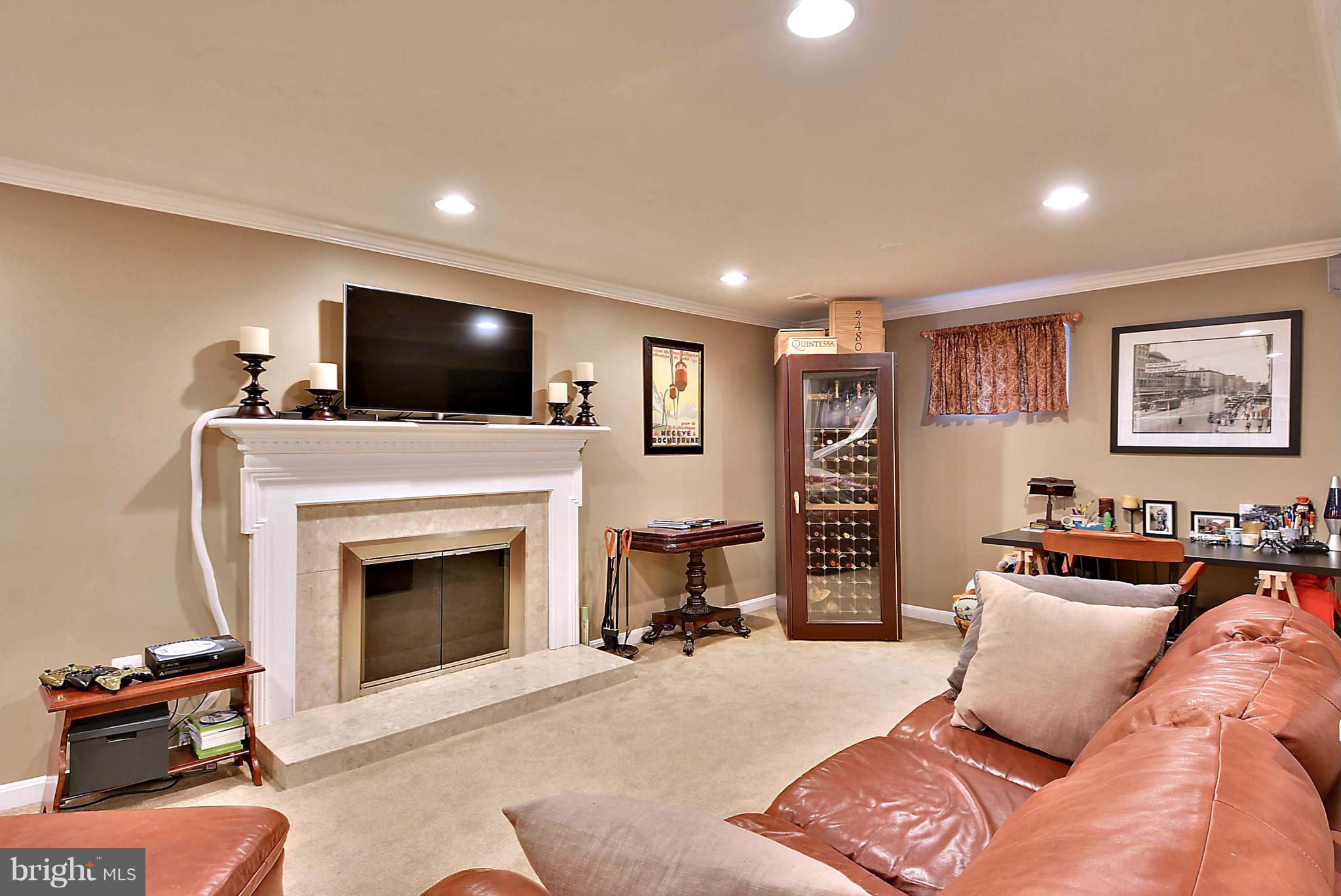 DEEPWOOD - Residential