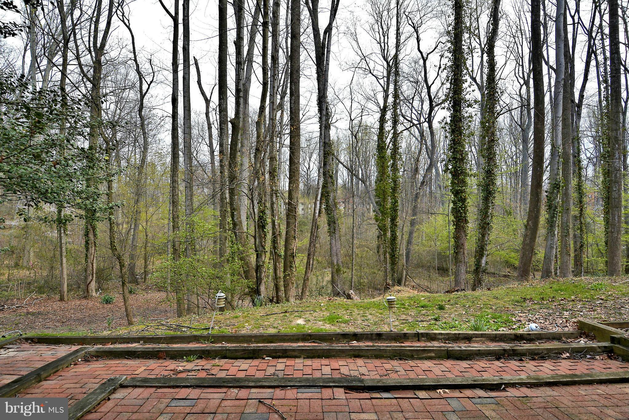 DEEPWOOD - Residential