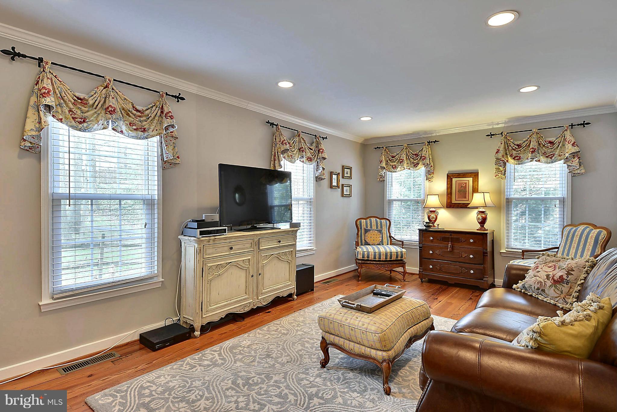 DEEPWOOD - Residential