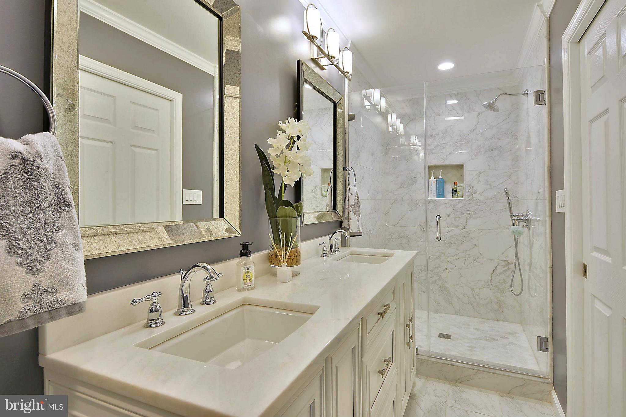 DEEPWOOD - Residential