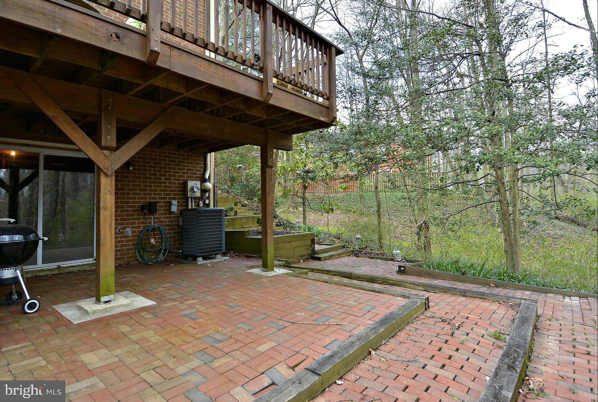 DEEPWOOD - Residential