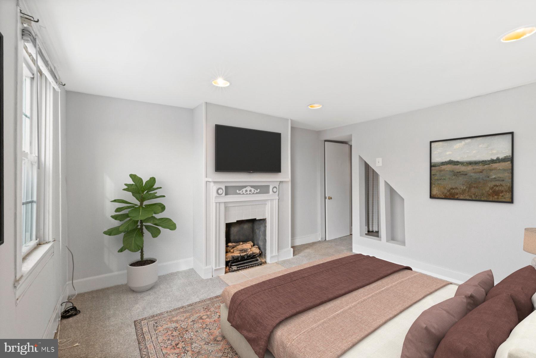 509 S COLLINGTON AVENUE S