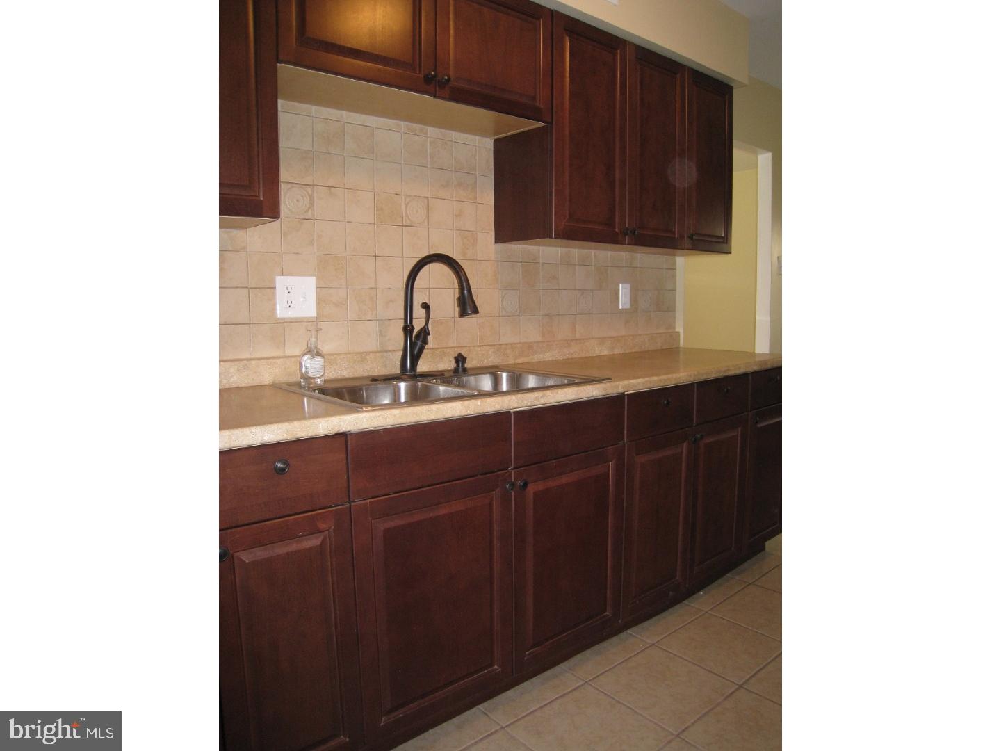 HOLME CIRCLE - Residential