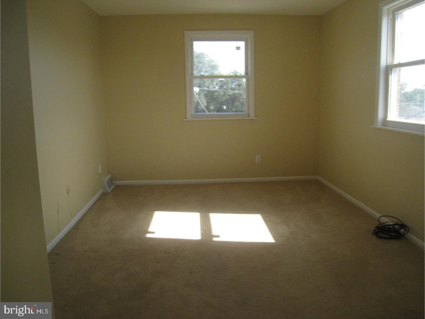 HOLME CIRCLE - Residential