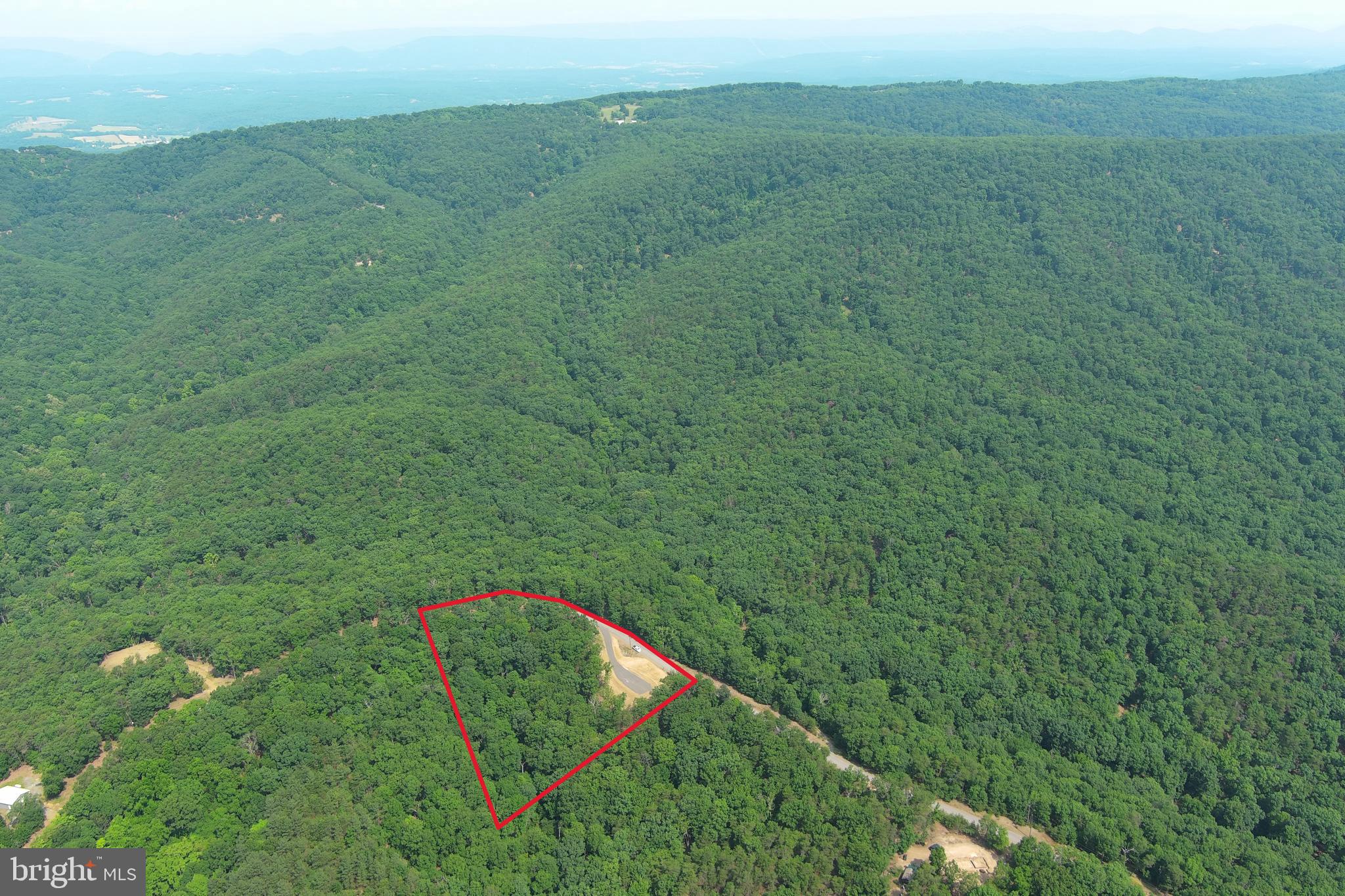 HAMILTON ESTATES - Land