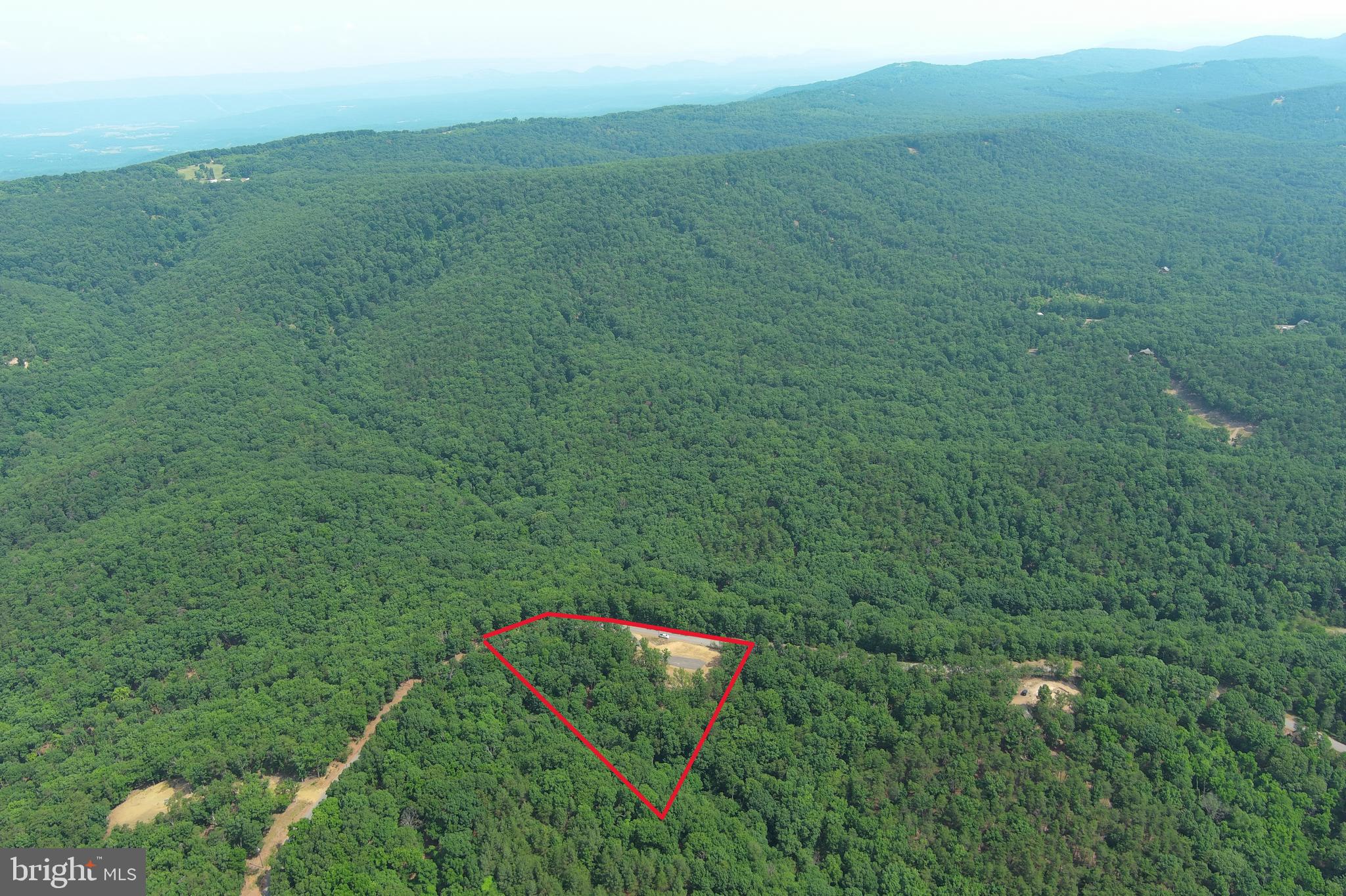 HAMILTON ESTATES - Land