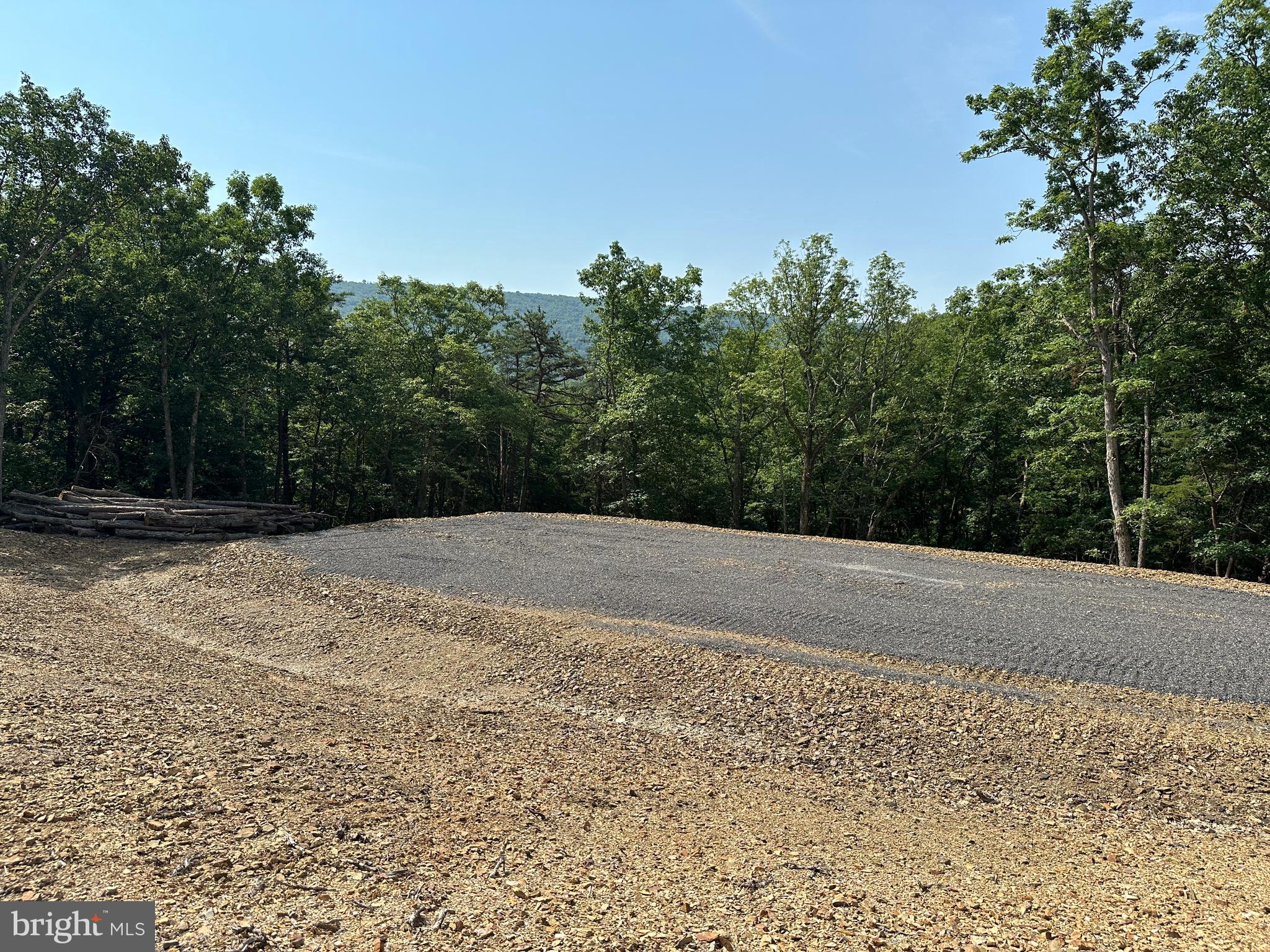 HAMILTON ESTATES - Land