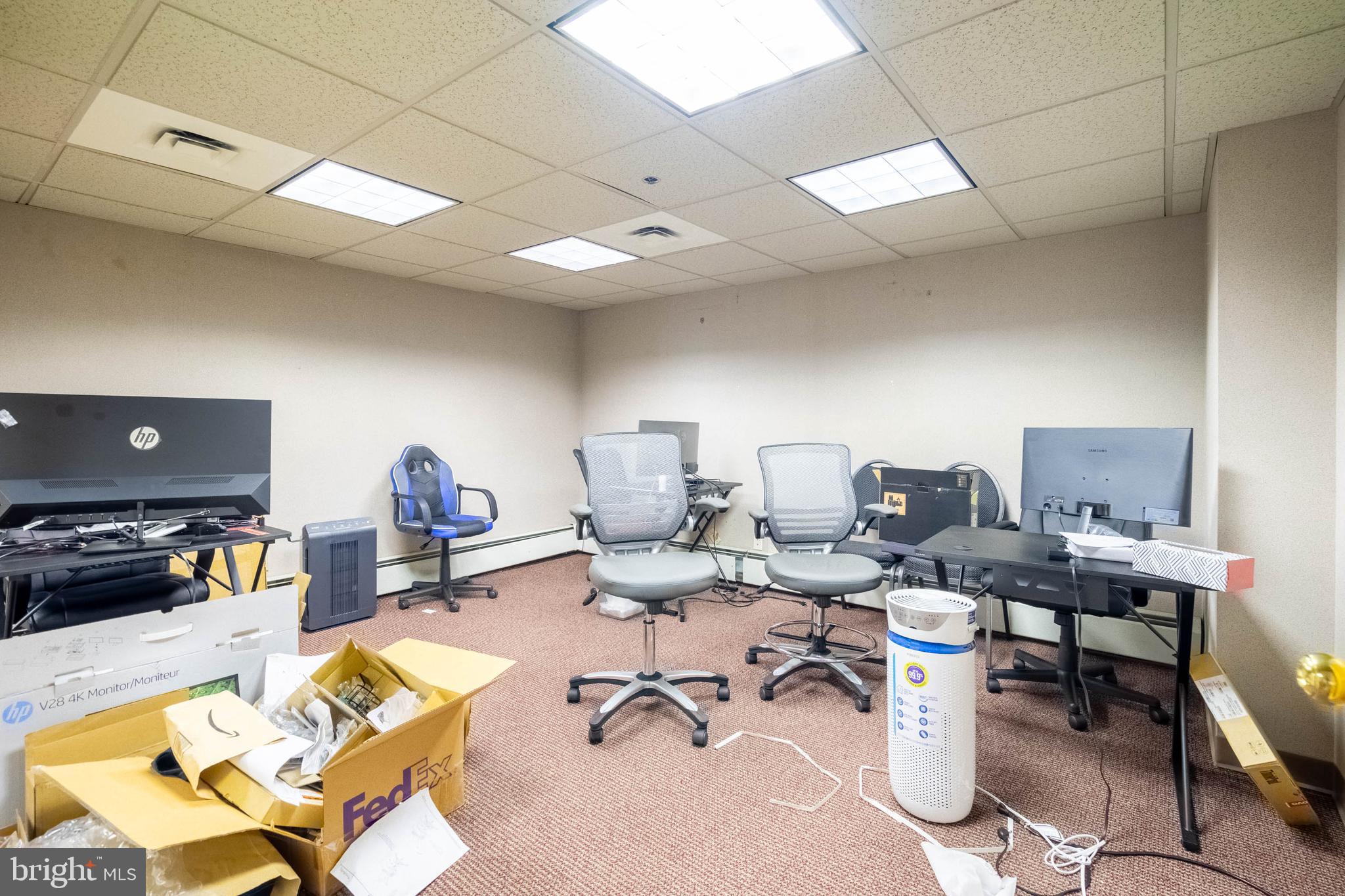 GRADUATE HOSPITAL - Commercial Sale