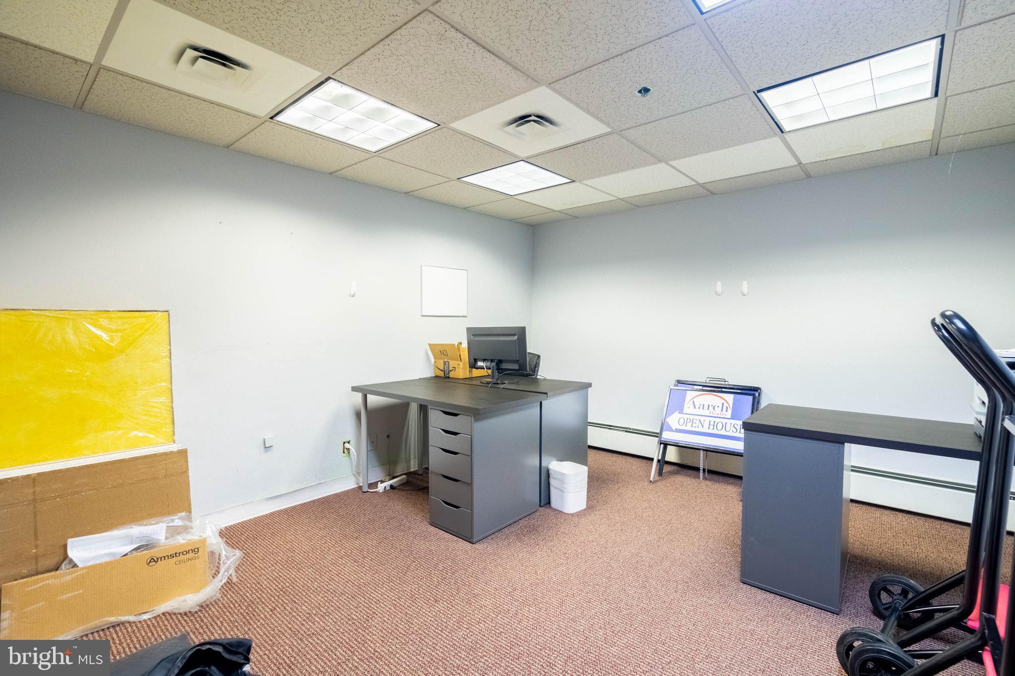 GRADUATE HOSPITAL - Commercial Sale