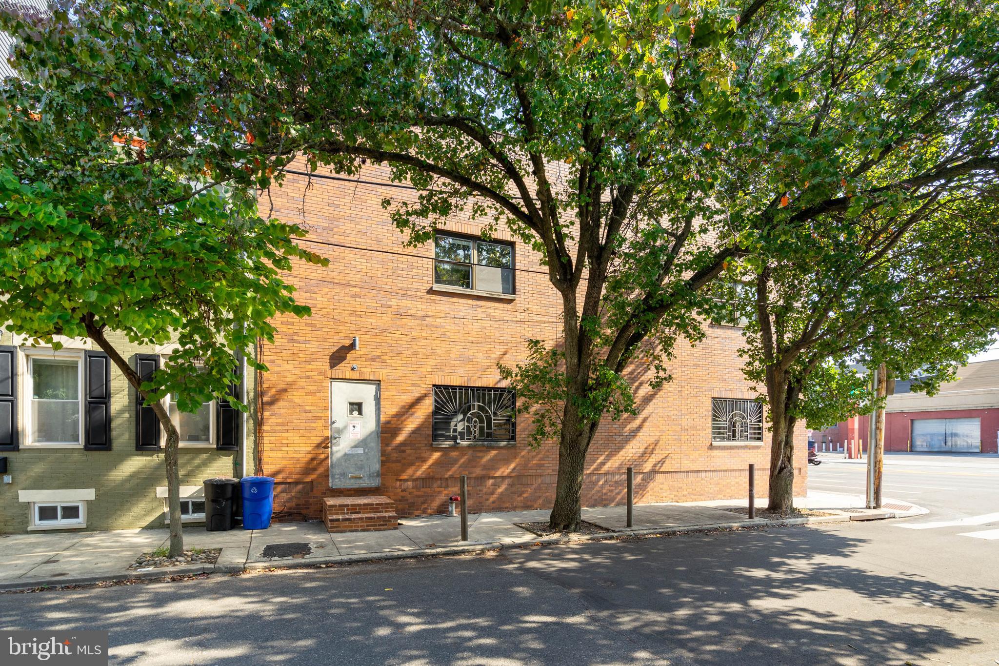 GRADUATE HOSPITAL - Commercial Sale