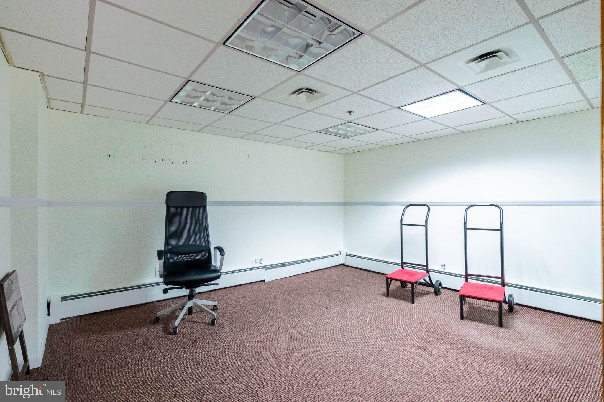 GRADUATE HOSPITAL - Commercial Sale