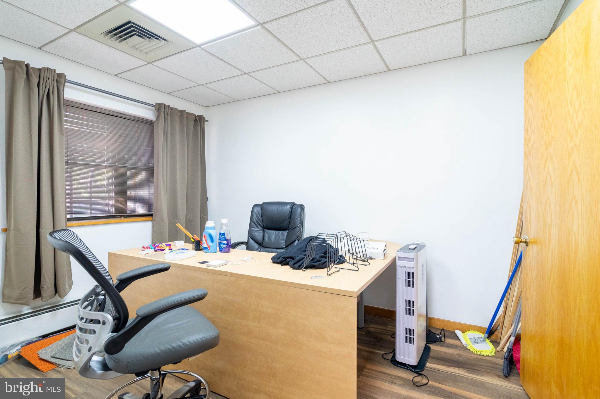 GRADUATE HOSPITAL - Commercial Sale