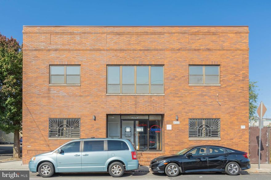 If your company needs to expand or want to have your own building for your business take a look at this great boutique commercial office building.
1625 Washington Avenue has a center atrium with floating stairs to 3 levels of office suites, conference rooms, kitchenettes and bathrooms.  There is also an executive corner office suite with a full bathroom.  
Zone is I2 - which has a wide variety of uses.