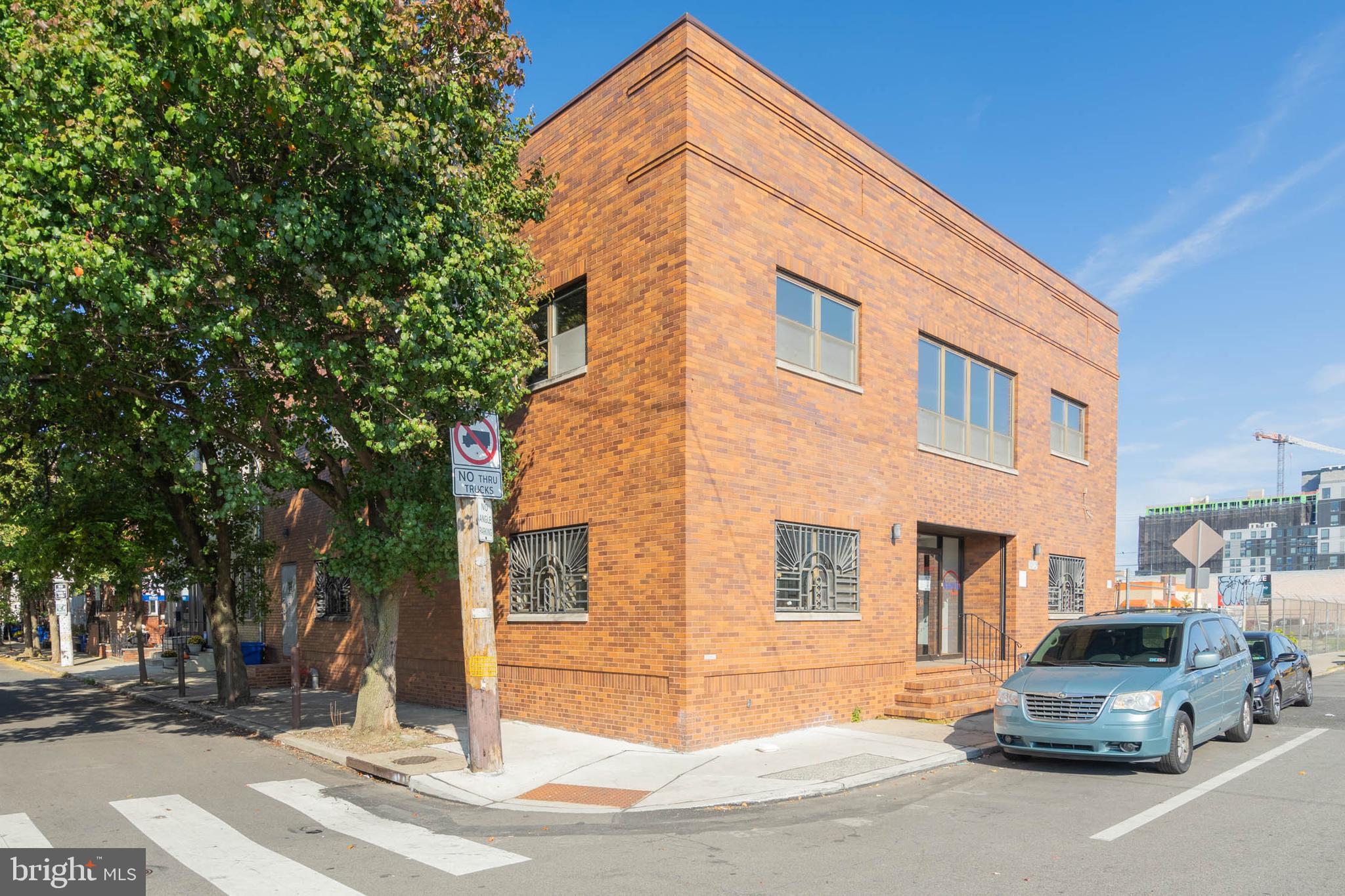 GRADUATE HOSPITAL - Commercial Sale