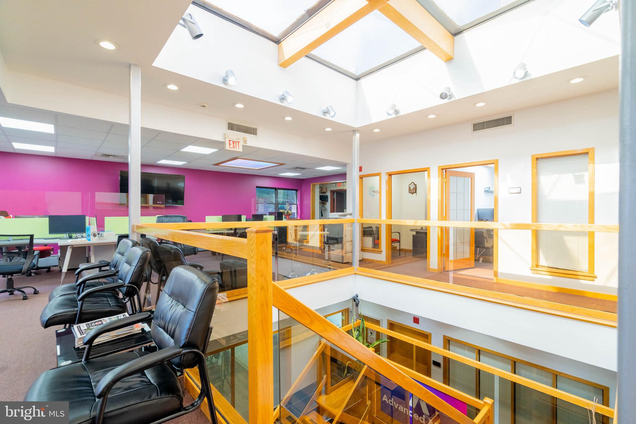 GRADUATE HOSPITAL - Commercial Sale