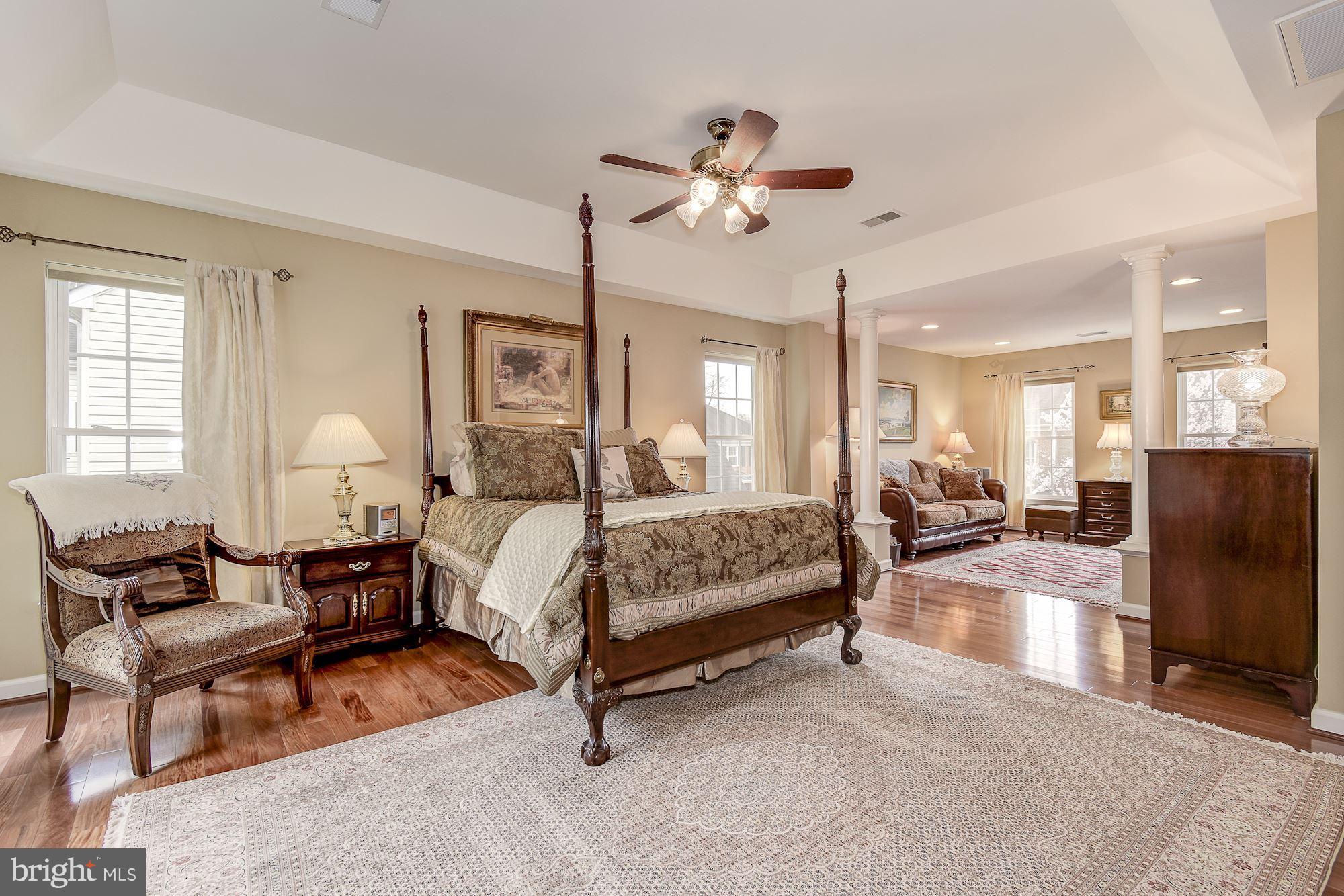 HILLSIDE MANOR - Residential