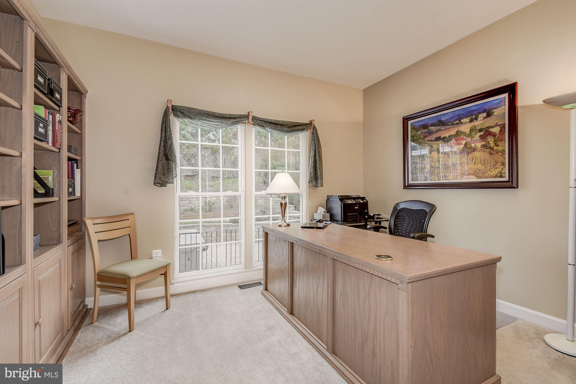 HILLSIDE MANOR - Residential