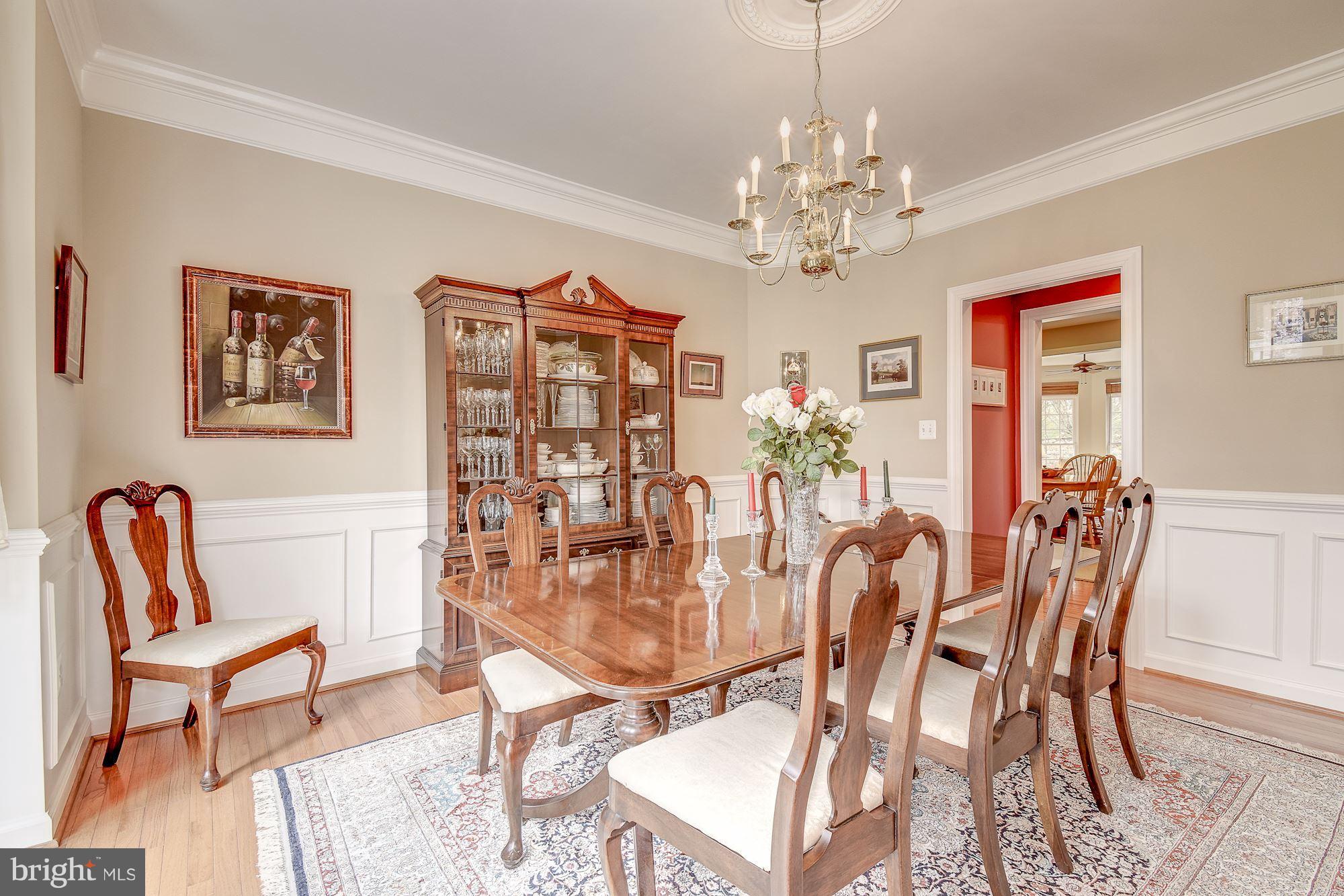 HILLSIDE MANOR - Residential