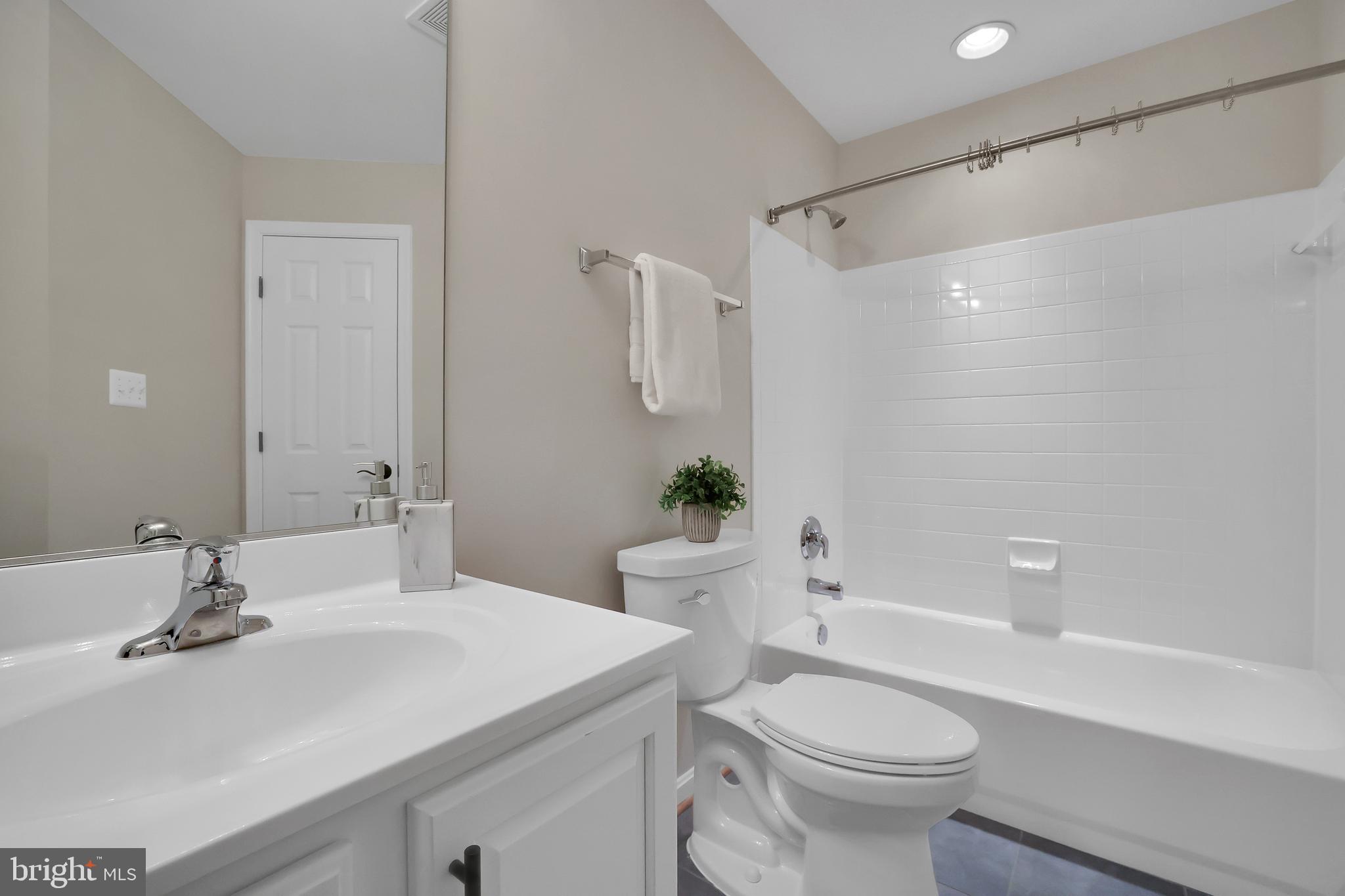 STATON CROSSING - Residential