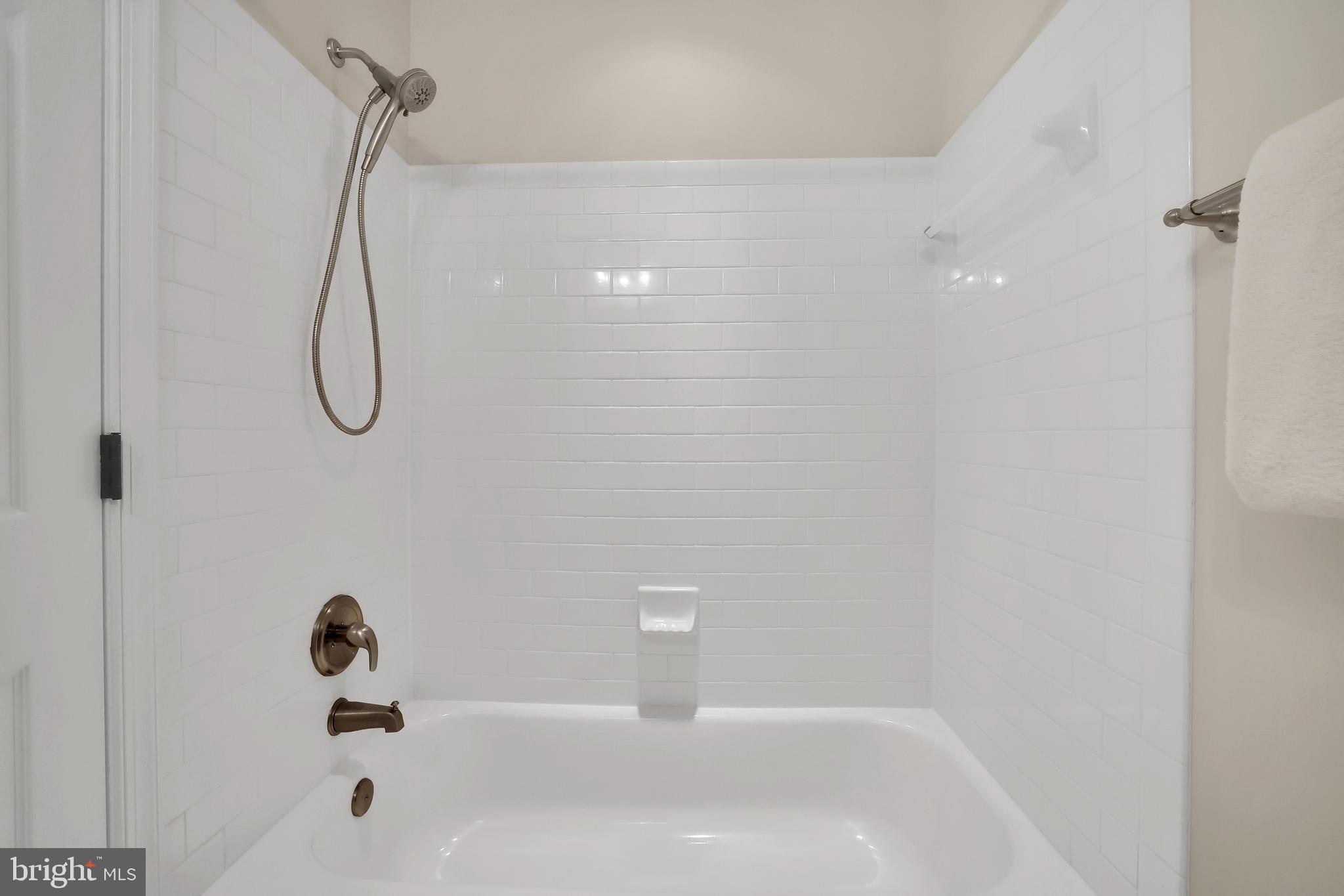 STATON CROSSING - Residential