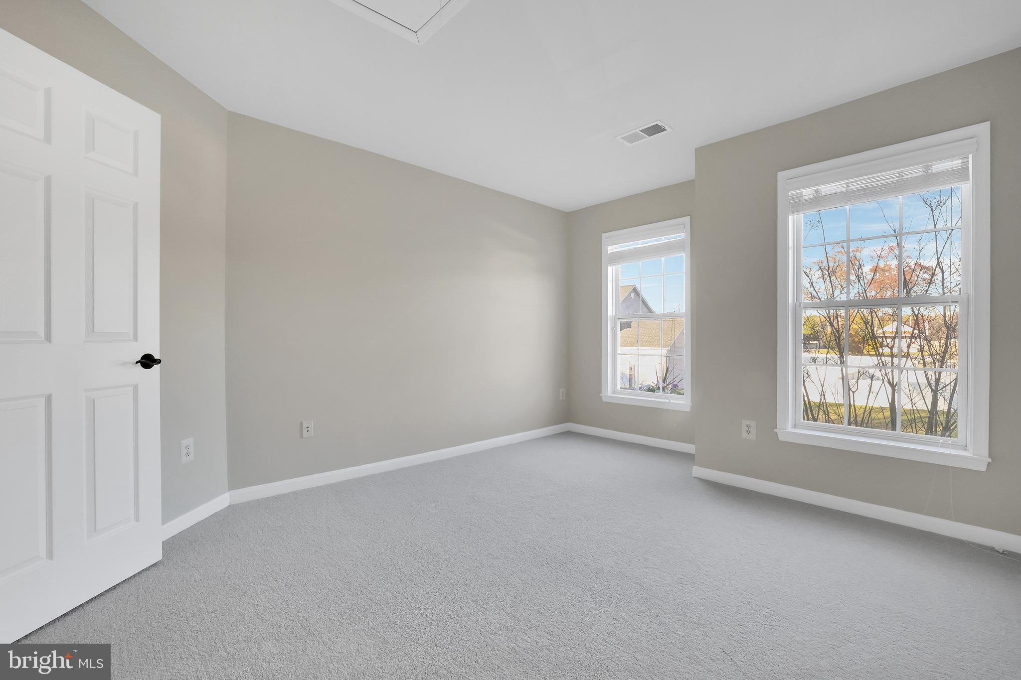 STATON CROSSING - Residential