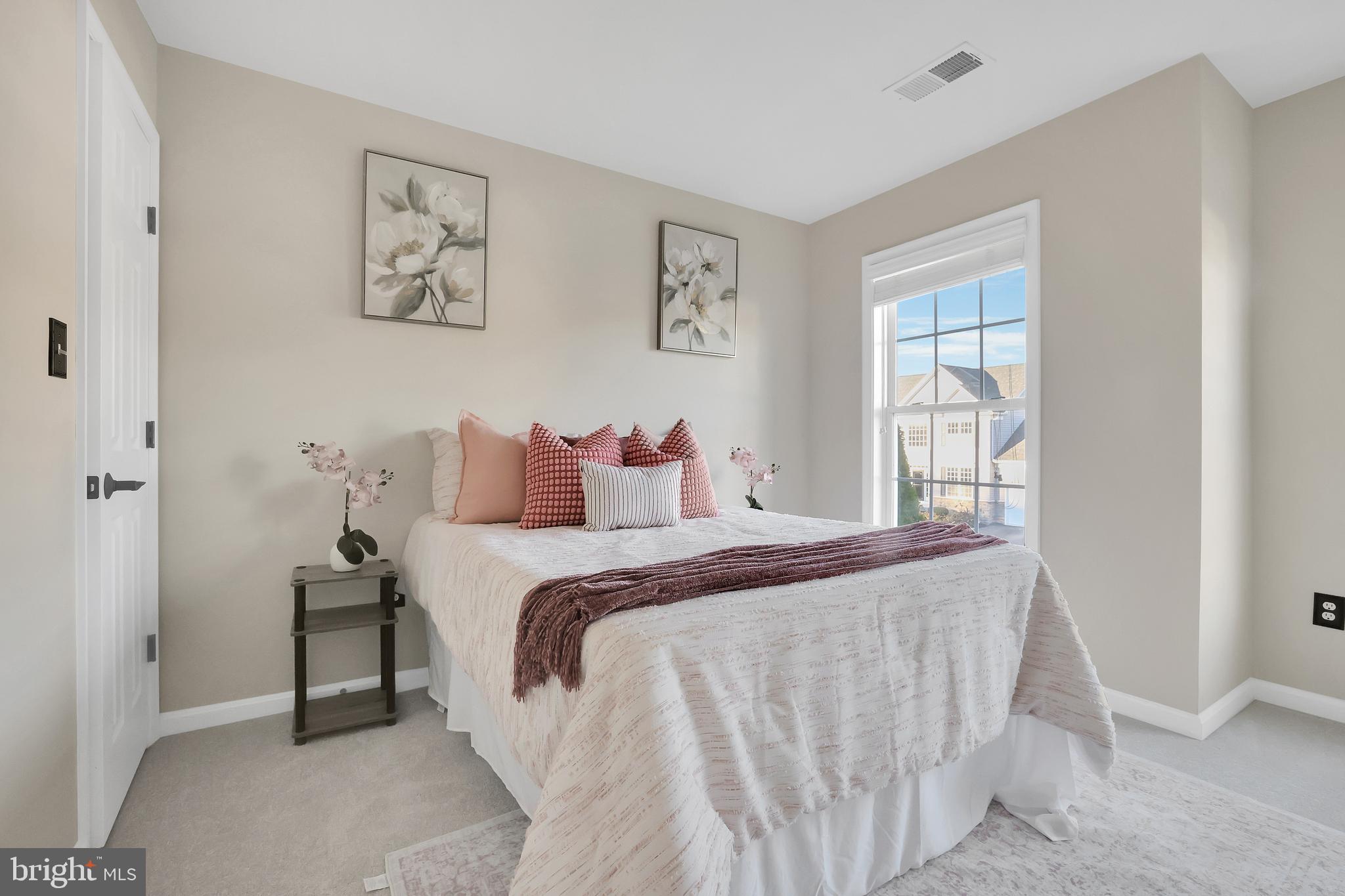 STATON CROSSING - Residential