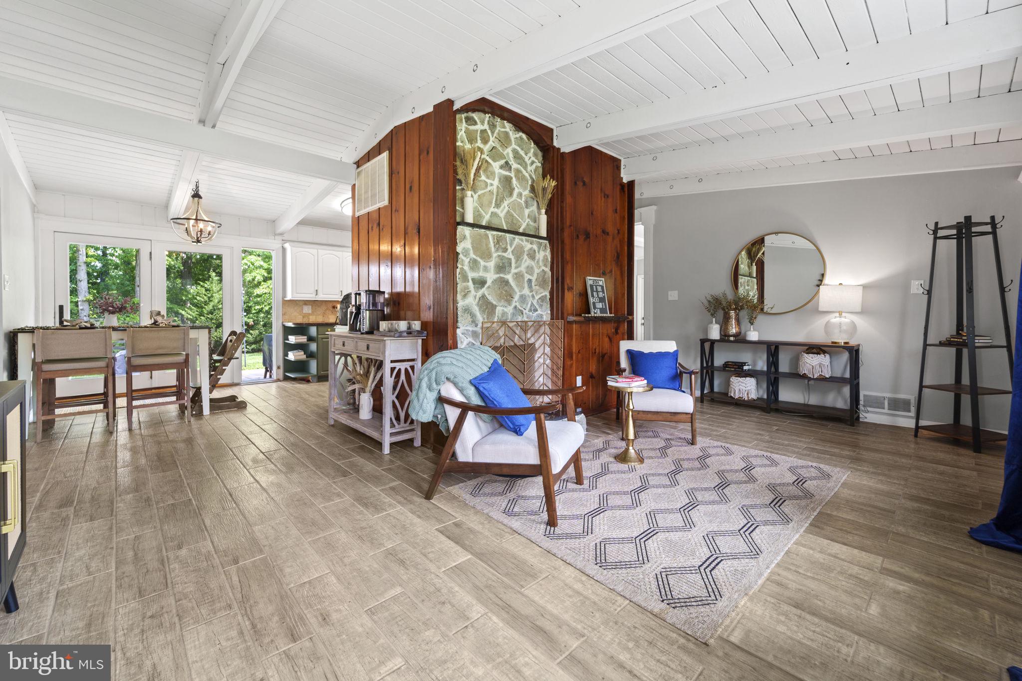 LINCOLNIA PARK - Residential