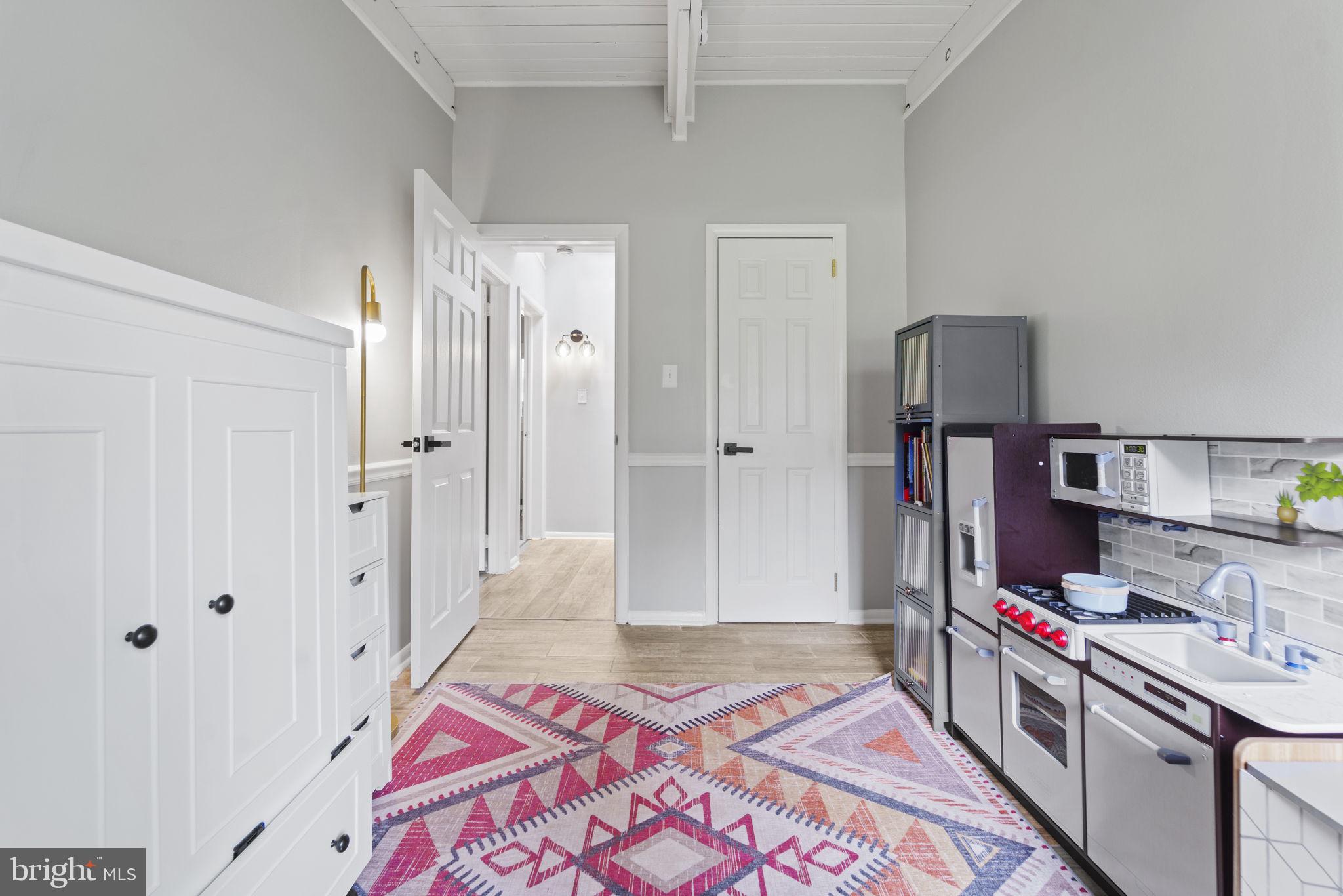 LINCOLNIA PARK - Residential