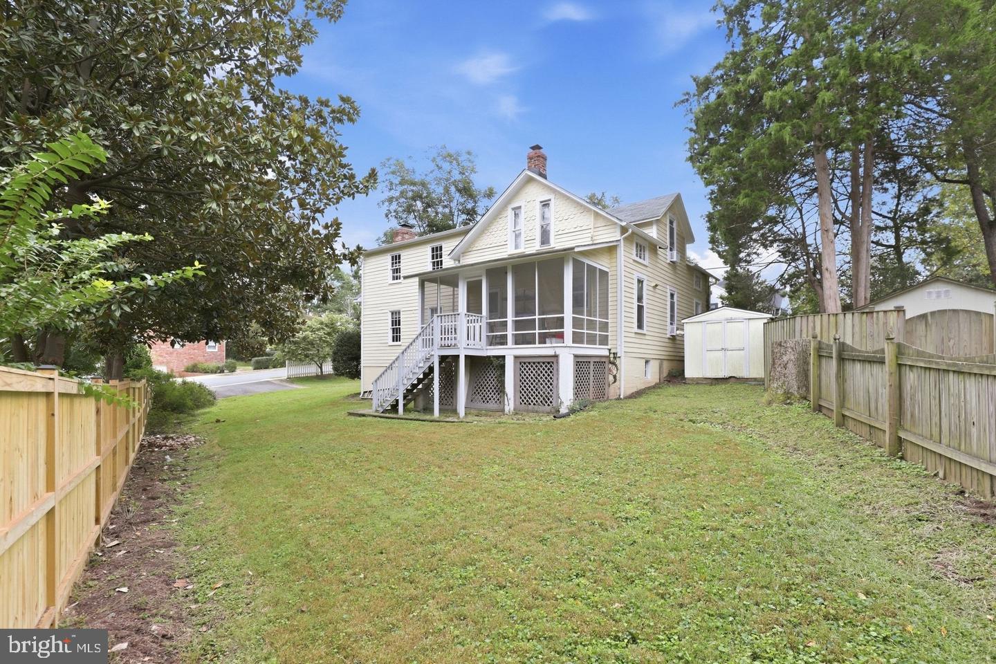 3816 N GLEBE ROAD