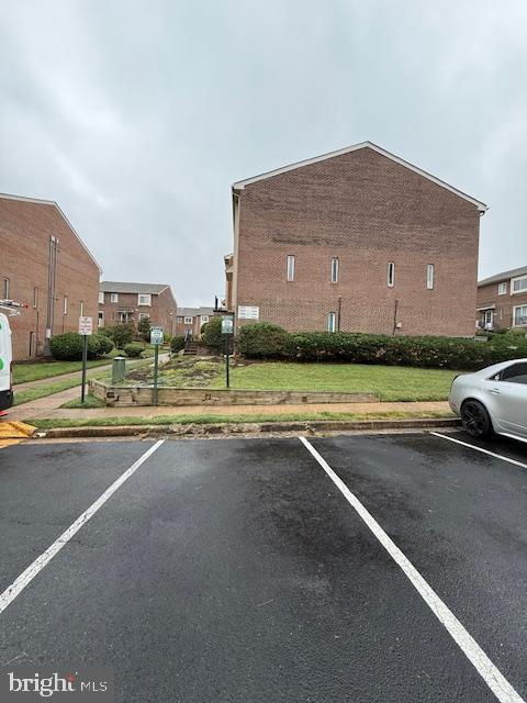 TERRACE TOWNHOUSES OF ANNANDALE - Residential Lease