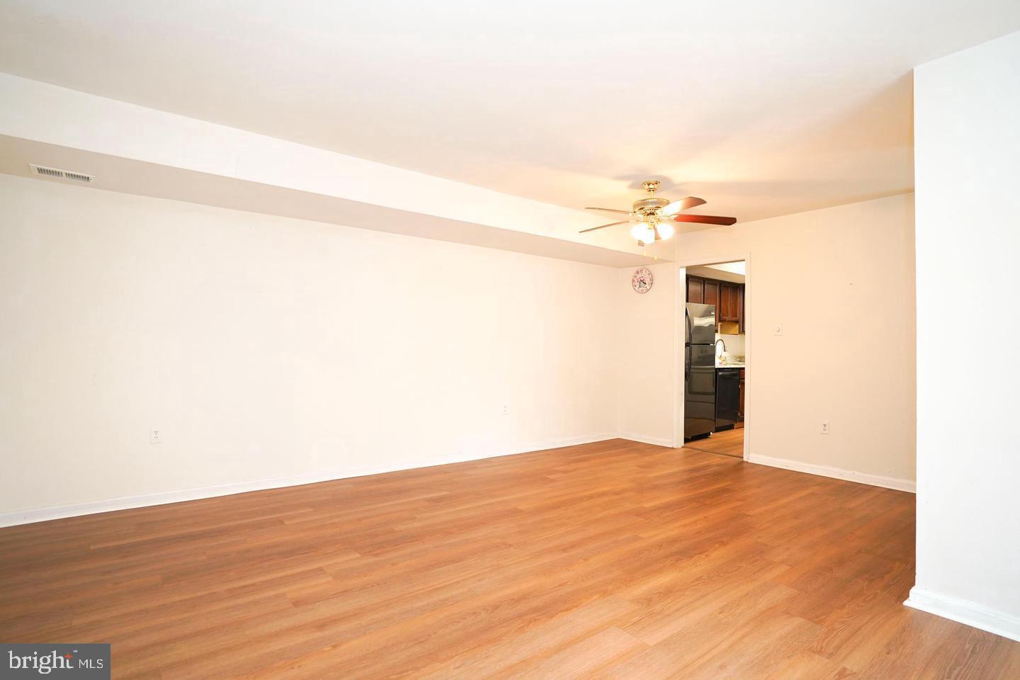 TERRACE TOWNHOUSES OF ANNANDALE - Residential Lease