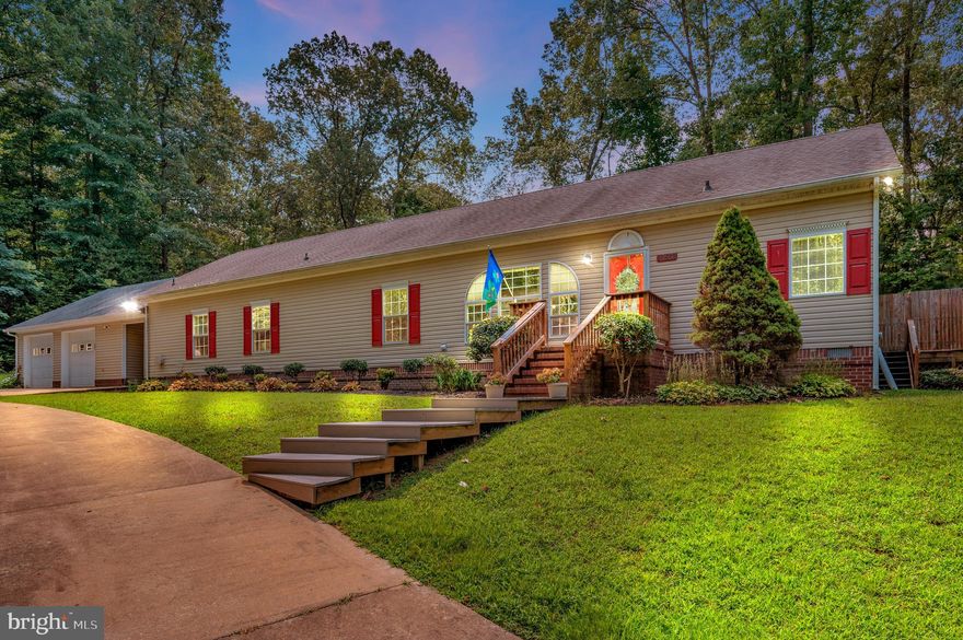 Beautifully renovated home on just over an acre in Eden Estates! NO HOA!  Open floor plan has fresh coat of paint and gorgeous hardwood floors throughout living room, dining room, kitchen, mudroom and family room. Kitchen has new cabinets, granite counter tops and stainless steel appliances.   Laundry  room is separate with a side a door leading to breezeway and garage. The back yard is set for entertaining. Painted deck with pool and a built in tiki bar! Back yard and pool are fully fenced in. Pool has an additional gated area around it and has a new pump.