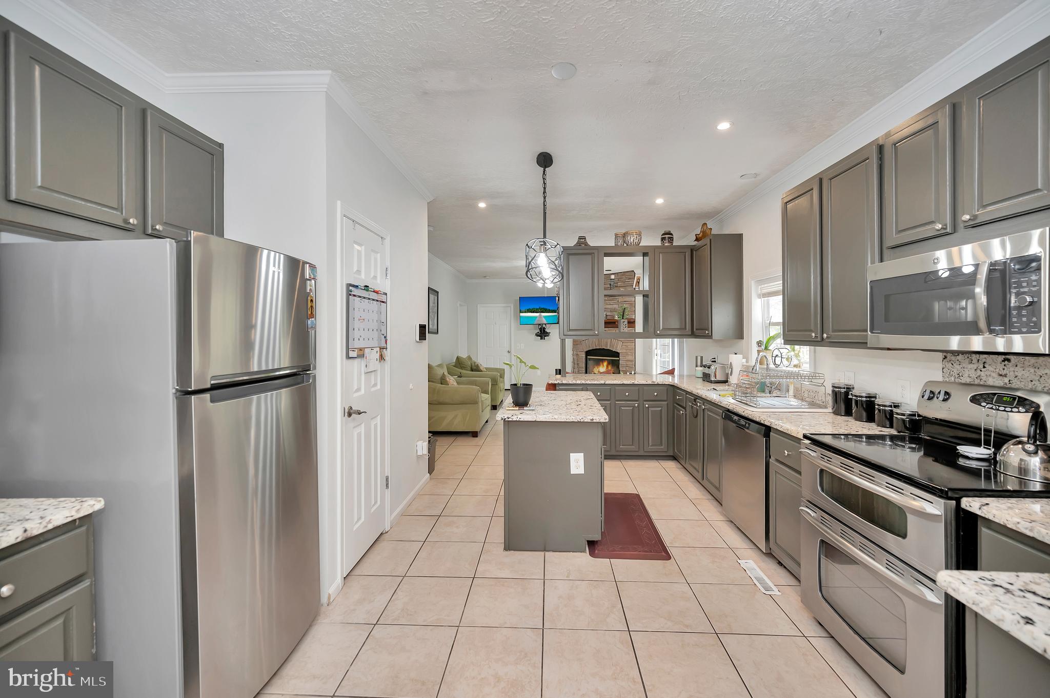 EDEN ESTATES - Residential