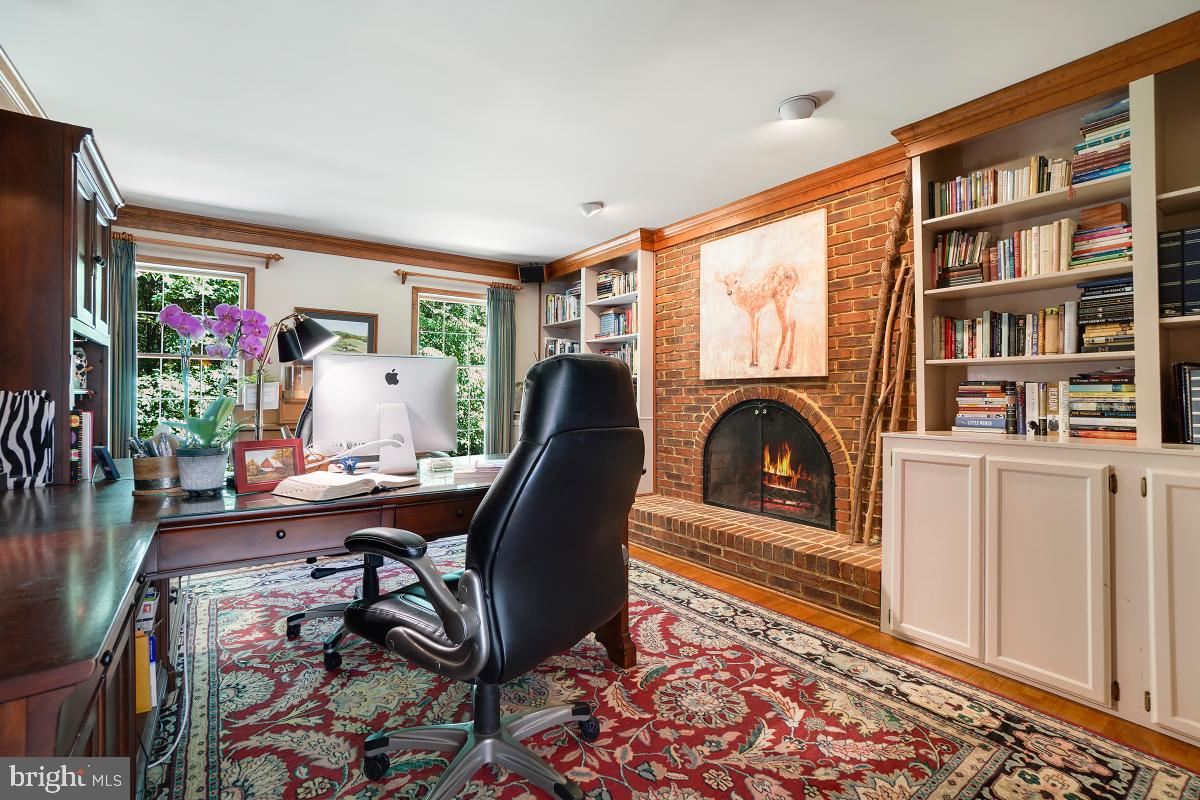 BLANDSFORD - Residential