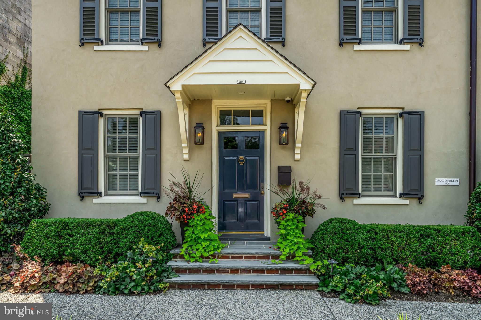 38 TANNER STREET
