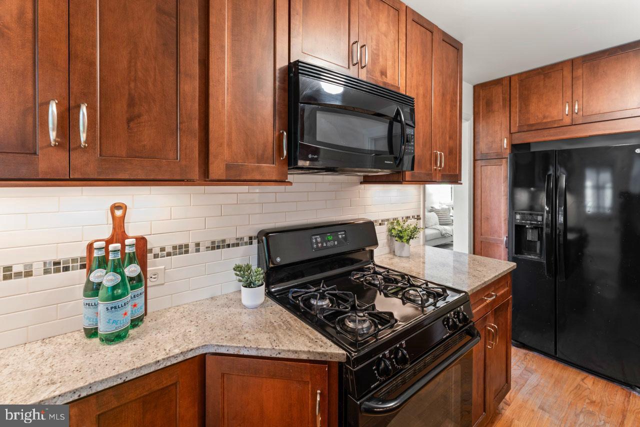 DEL RAY - Residential