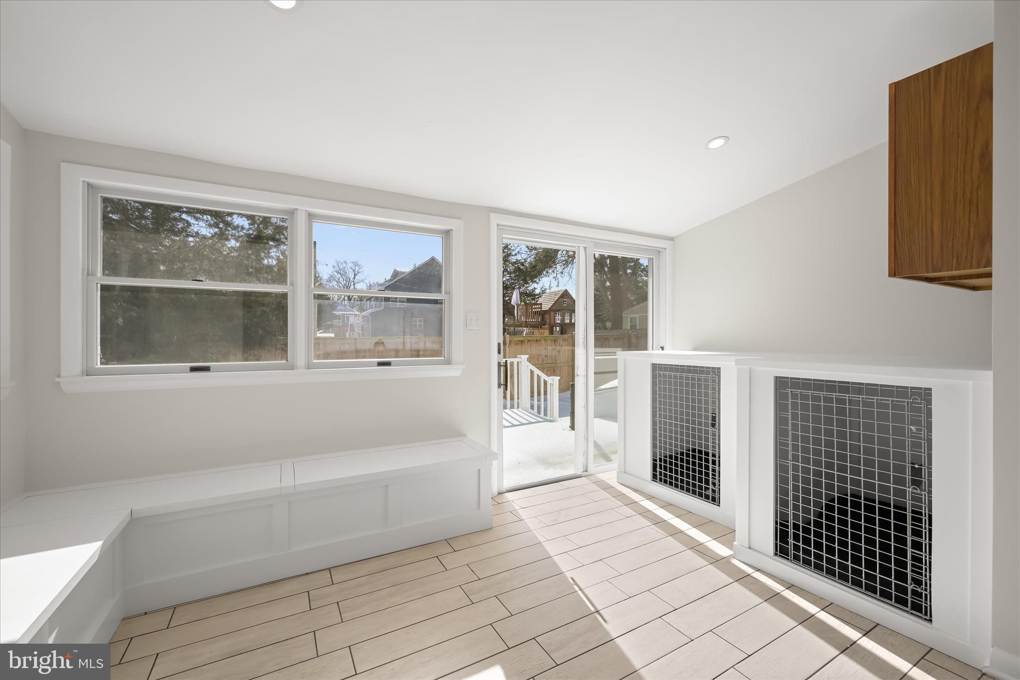 SHOREHAM BEACH - Residential