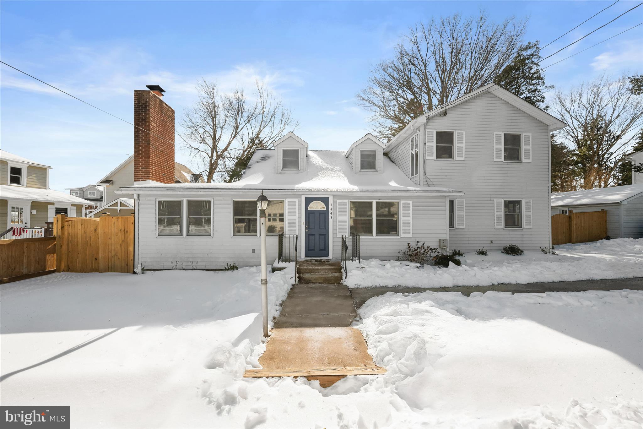 SHOREHAM BEACH - Residential