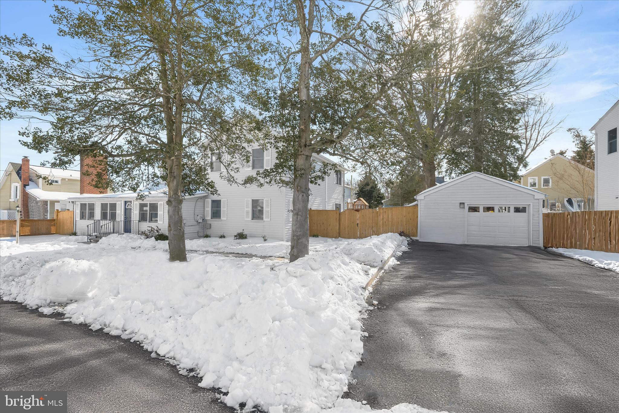 SHOREHAM BEACH - Residential