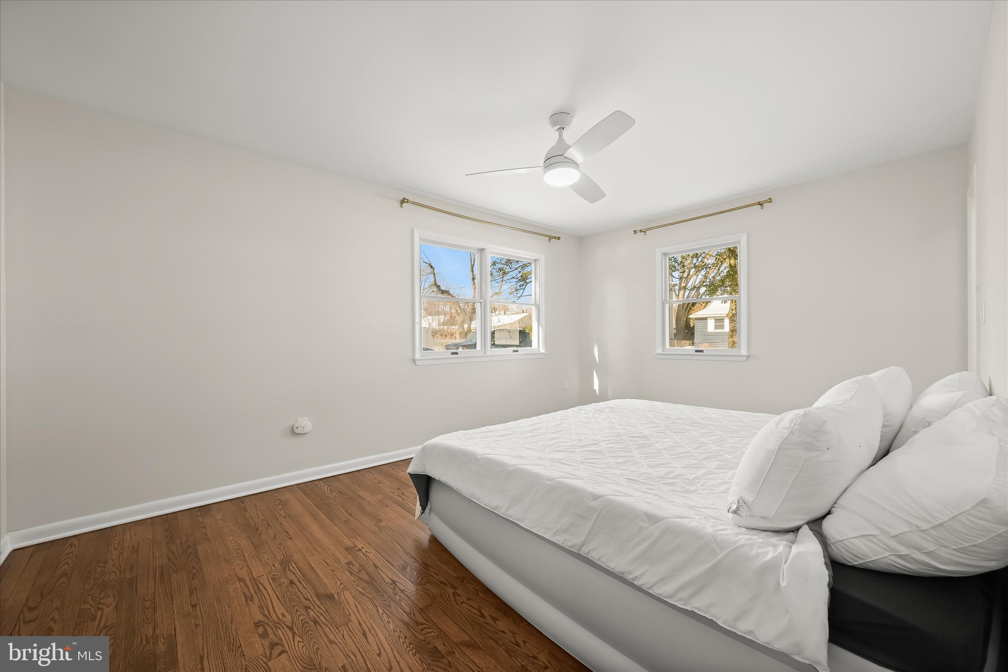 SHOREHAM BEACH - Residential