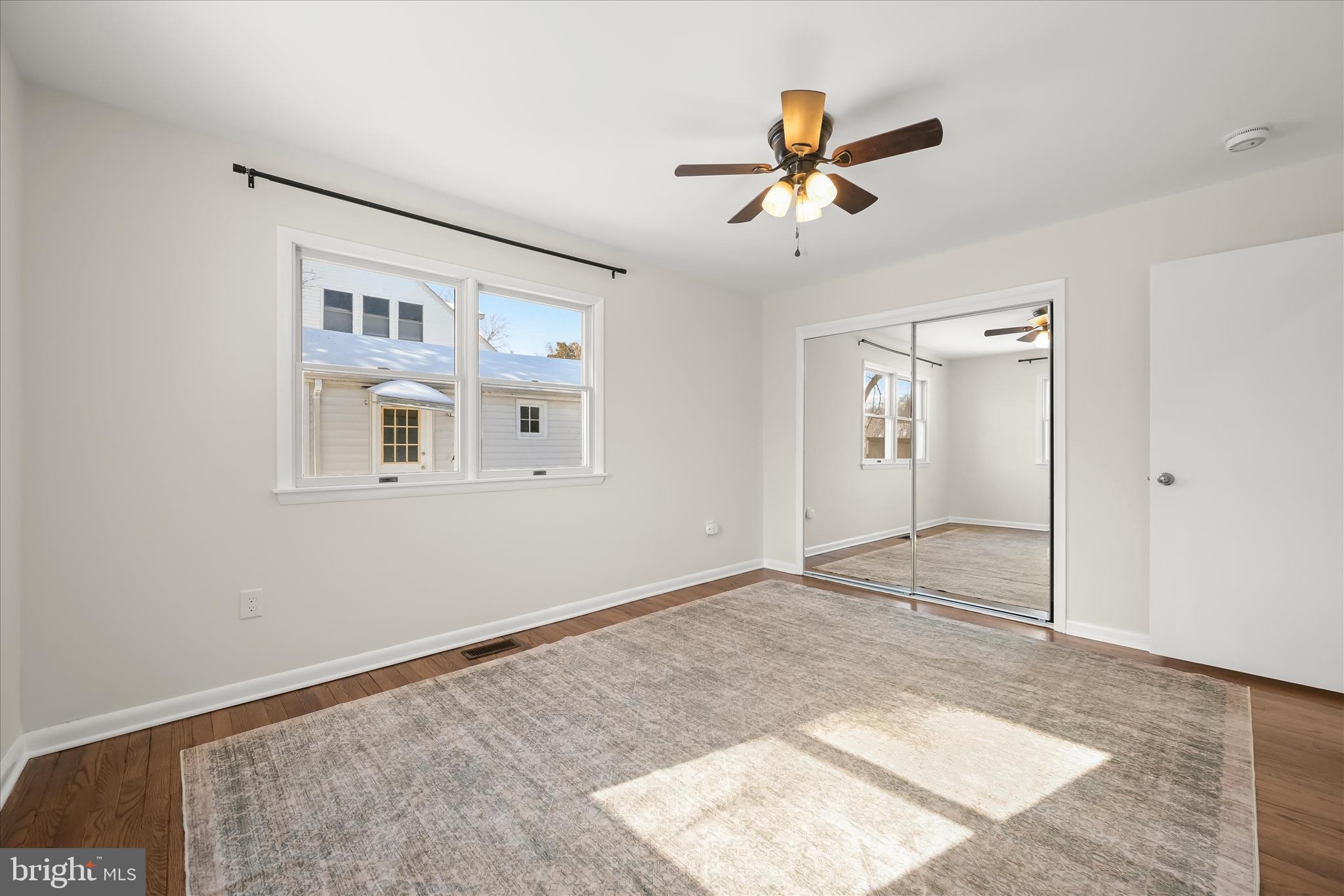 SHOREHAM BEACH - Residential