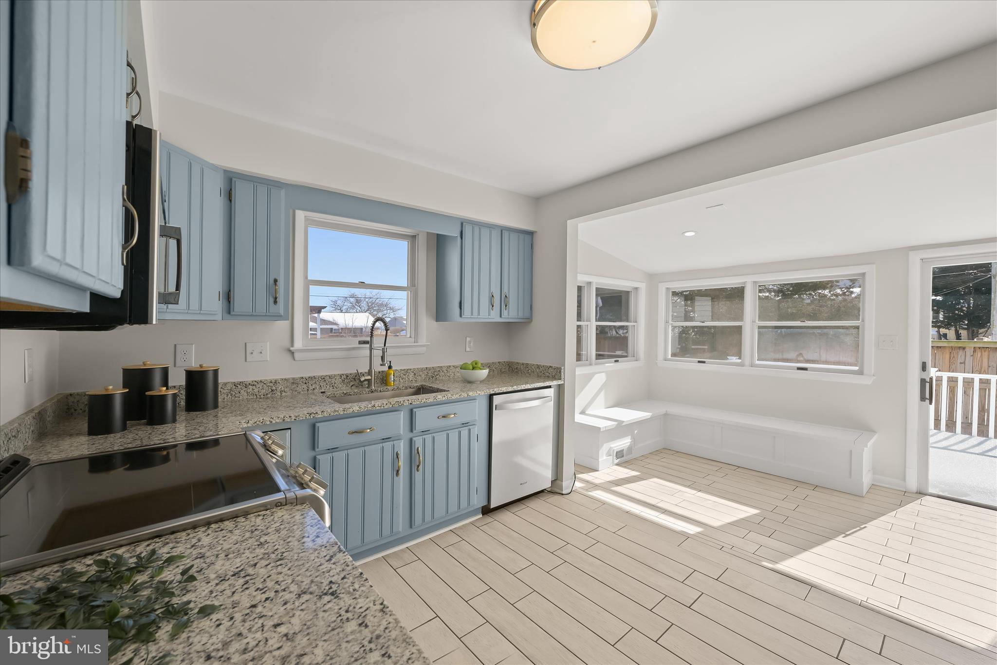 SHOREHAM BEACH - Residential