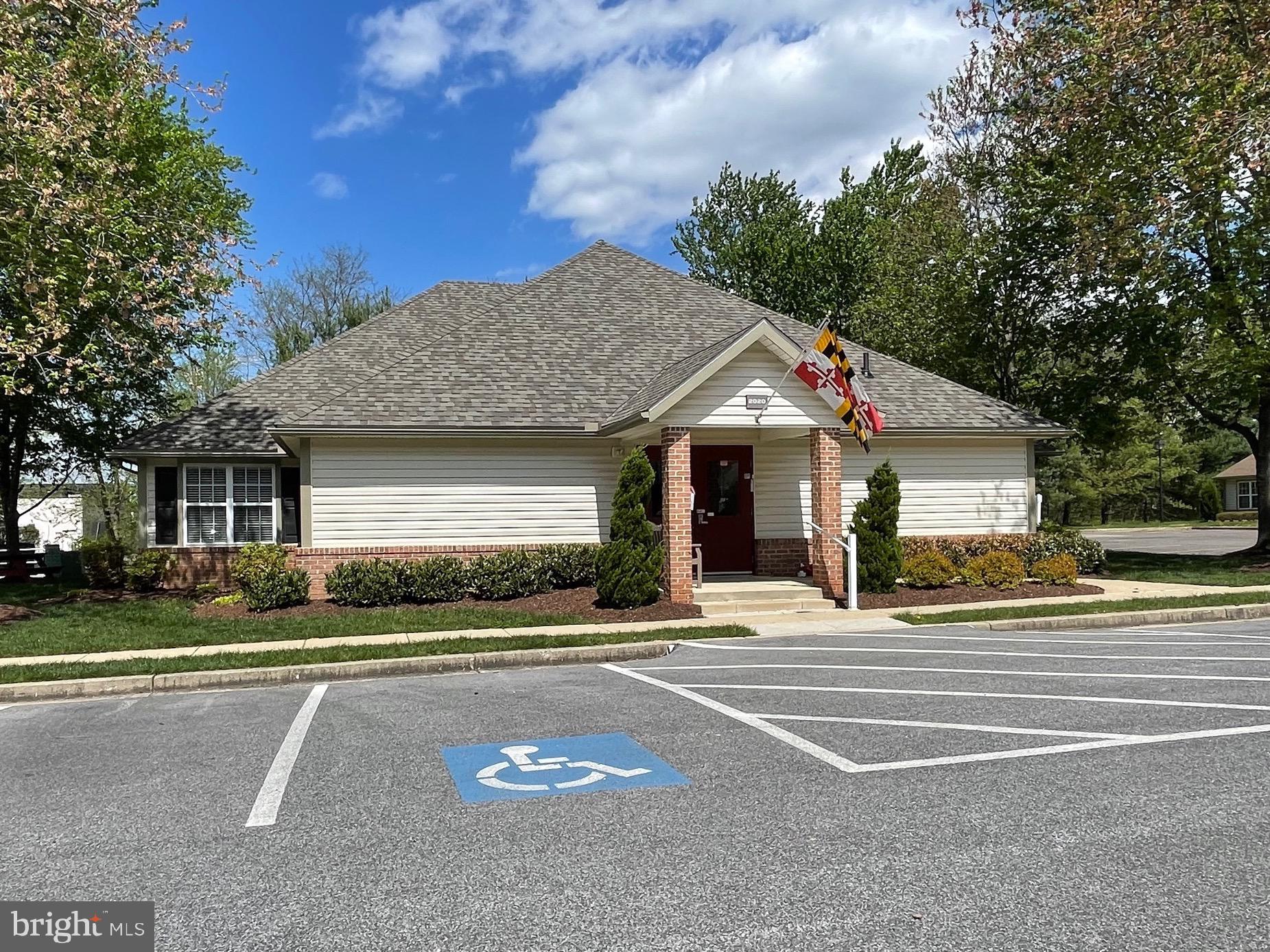 WINIFRED MANOR - Residential