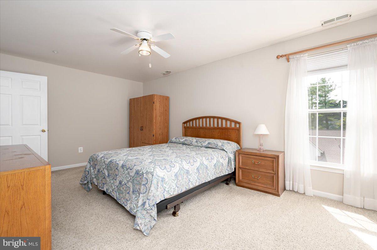 WINIFRED MANOR - Residential