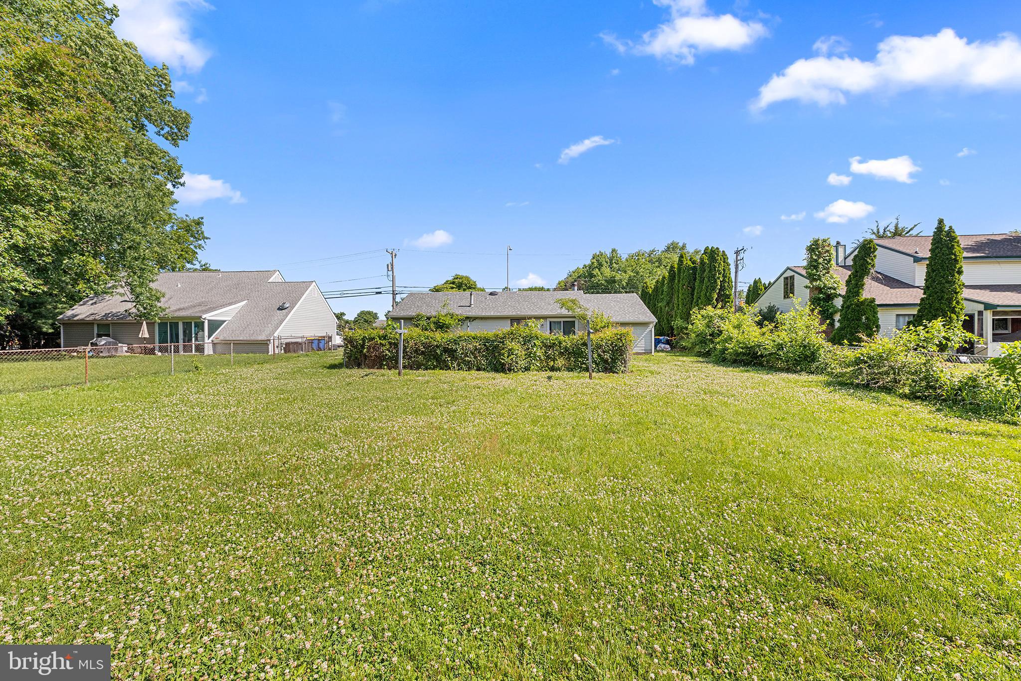 PINE GROVE FARMS - Residential