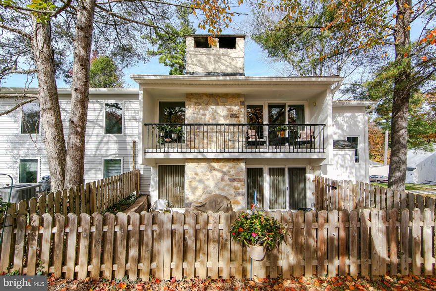 Welcome home to to 211 E Chelsea Circle, an elegantly renovated, move-in-ready residence nestled within the highly desirable Greene Countrie Village community located in Newtown Square. This spacious three-bedroom, two-bathroom condominium offers one of the larger floor plans in the community, encompassing 1,780 square feet of thoughtfully designed single-level living.  Meticulously updated within the past two years, the home showcases a blend of modern sophistication and timeless appeal.  Enter from the lower level, and head upstairs to find an expansive great room that is full of natural light and has a tiled, gas fireplace as a dynamic focal point.  The custom-designed kitchen is a true centerpiece, featuring granite countertops,  stainless steel appliances, custom cabinetry, and a layout that seamlessly integrates with the adjoining breakfast nook and dining area.  Entertaining is effortless!  Continue to the laundry area with storage that lends to everyday practicality.  Follow to the 3 large bedrooms with hardwood floors and overhead lighting.  The primary bedroom has a ceiling fan, large walk-in closet and a beautiful ensuite bathroom.  Both full bathrooms have been completely reimagined, highlighting contemporary finishes and high-quality materials. Refined details such as fresh neutral paint, and updated lighting contribute to the home’s polished aesthetic.  Expansive new windows and sliding glass doors lead to the private balcony providing serene outdoor spaces ideal for dining, entertaining, or quiet relaxation.  Residents of Greene Countrie Village enjoy a tranquil, well-maintained setting with convenient access to the community pool and EV charging stations. The location offers exceptional proximity to Marple Newtown’s top-rated schools, as well as premier shopping and dining destinations including Ellis Preserve, Whole Foods, and the Main Line’s renowned restaurants. Outdoor enthusiasts will appreciate nearby Saw Mill Park, Ridley Creek State Park,  the Willows, Chanticleer, and local golf clubs, while commuters benefit from easy access to Center City Philadelphia, King of Prussia, and Philadelphia International Airport.

Experience the perfect balance of comfort, elegance, and convenience—welcome home to 211 E Chelsea Circle.